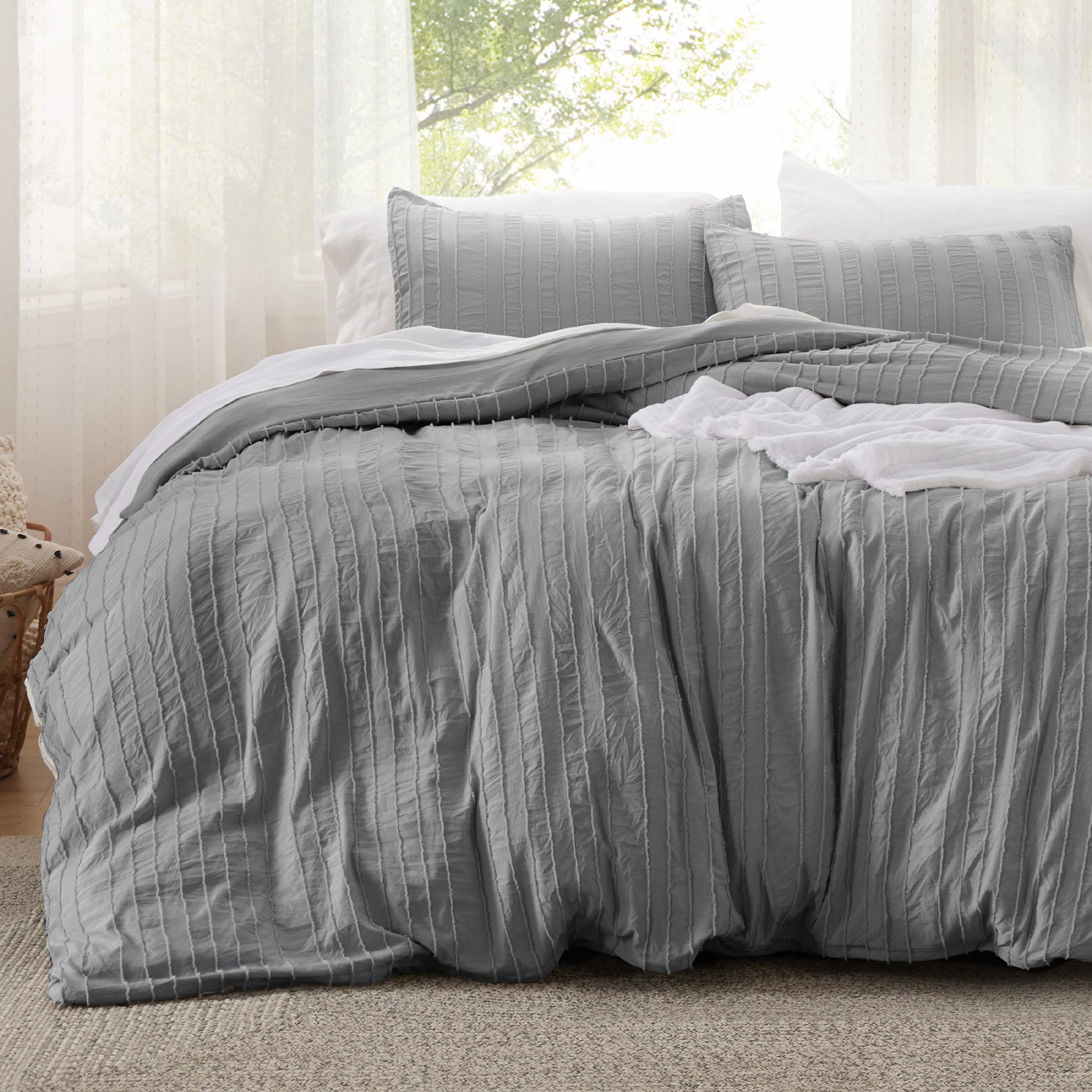 Bedsure Striped Boho Duvet Cover King Size - Shabby Chic Tufted Boho Bedding Set, 3 Pieces Shabby Chic Home Bedding For All Seasons, Includes 1 King Duvet Cover & 2 Pillowcases (Grey, 104' X 90')