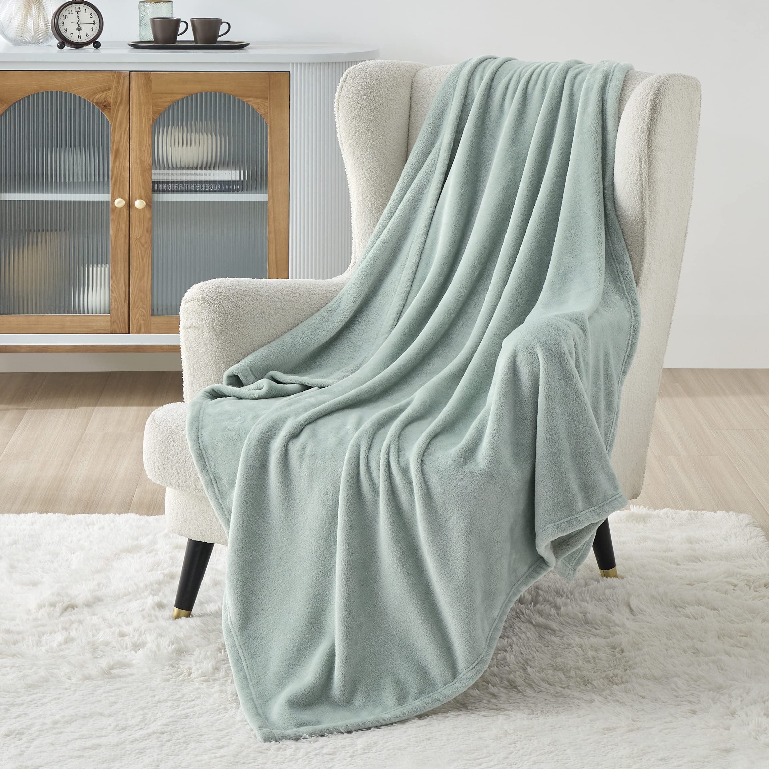 Bedsure Sage Green Fleece Blanket Twin Blanket Jadeite - 300Gsm Soft Lightweight Plush Cozy Blankets For Bed, Sofa, Couch, Trave