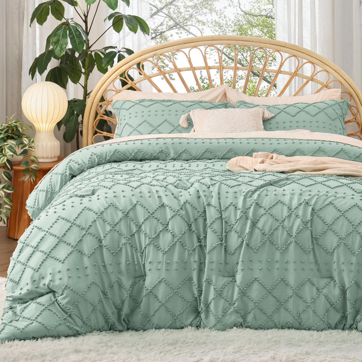 Bedsure California King Comforter Set - Sage Green Comforter, Boho Tufted Shabby Chic Bedding Comforter Set, 3 Pieces Farmhouse