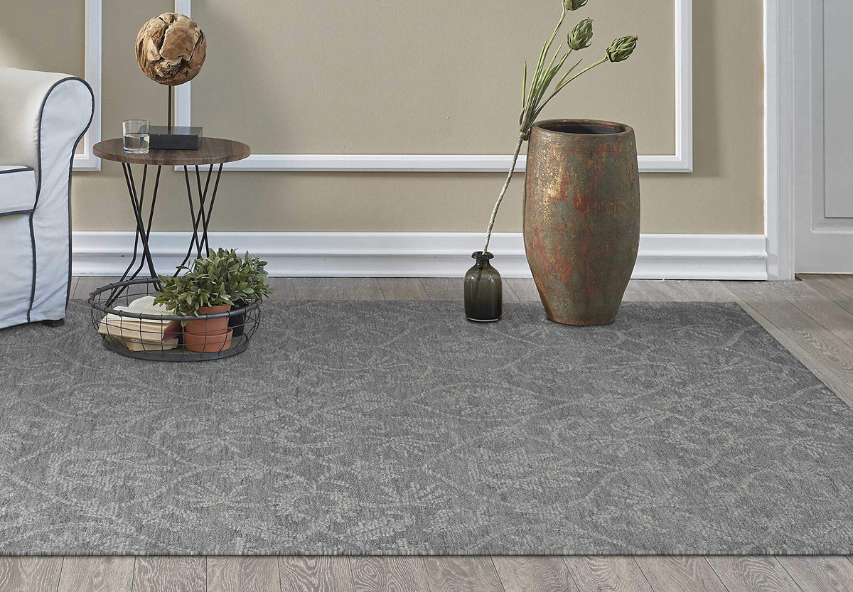 HomeRoots Decor 78' X 114' X 0.'5' Grey Wool Rug