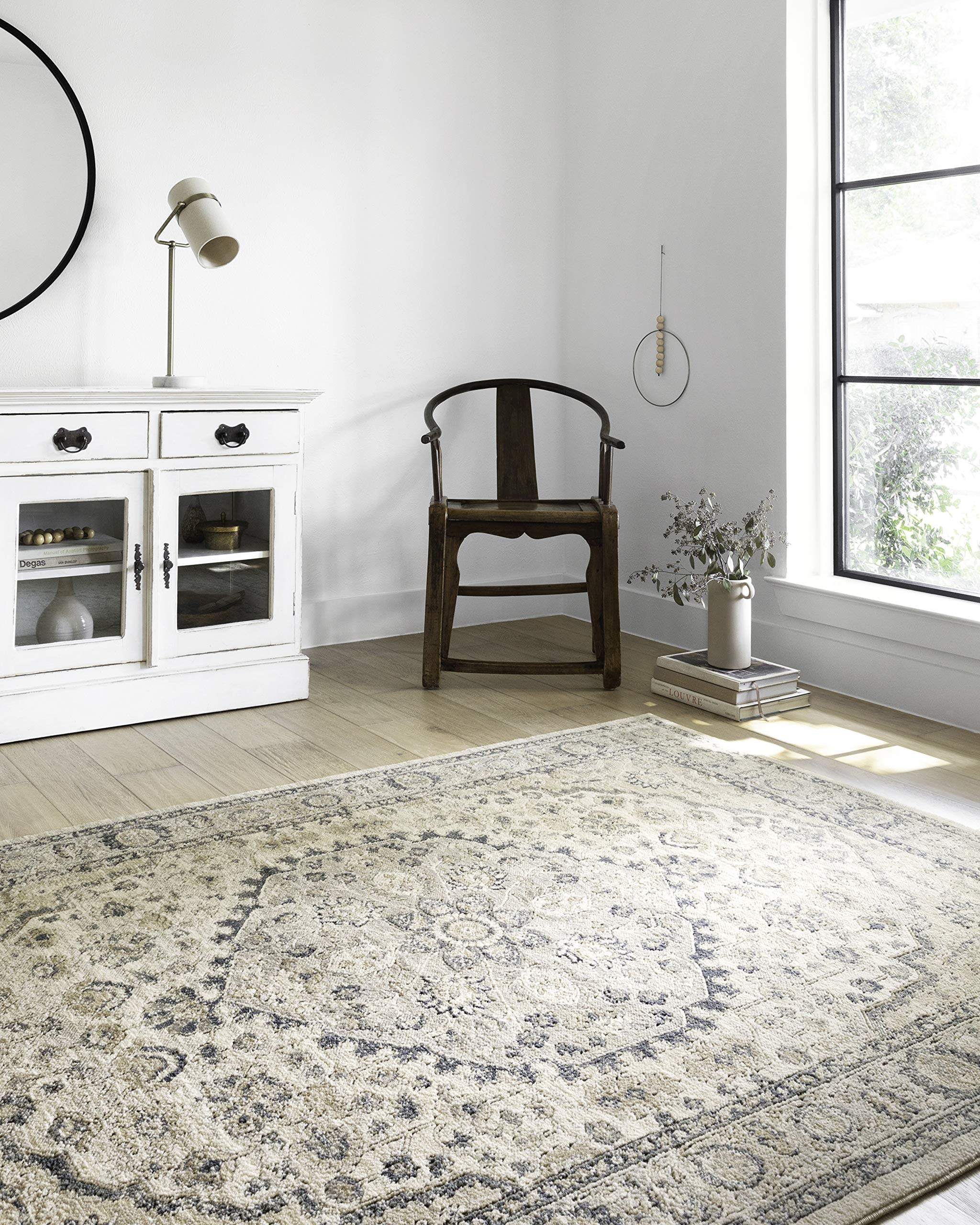 Loloi Teagan Collection 6-7 x 9-2 Area Rug in Natural/Lt. Grey - Large Area Rug, Soft Neutral Rug, High-Traffic Area Rug for L