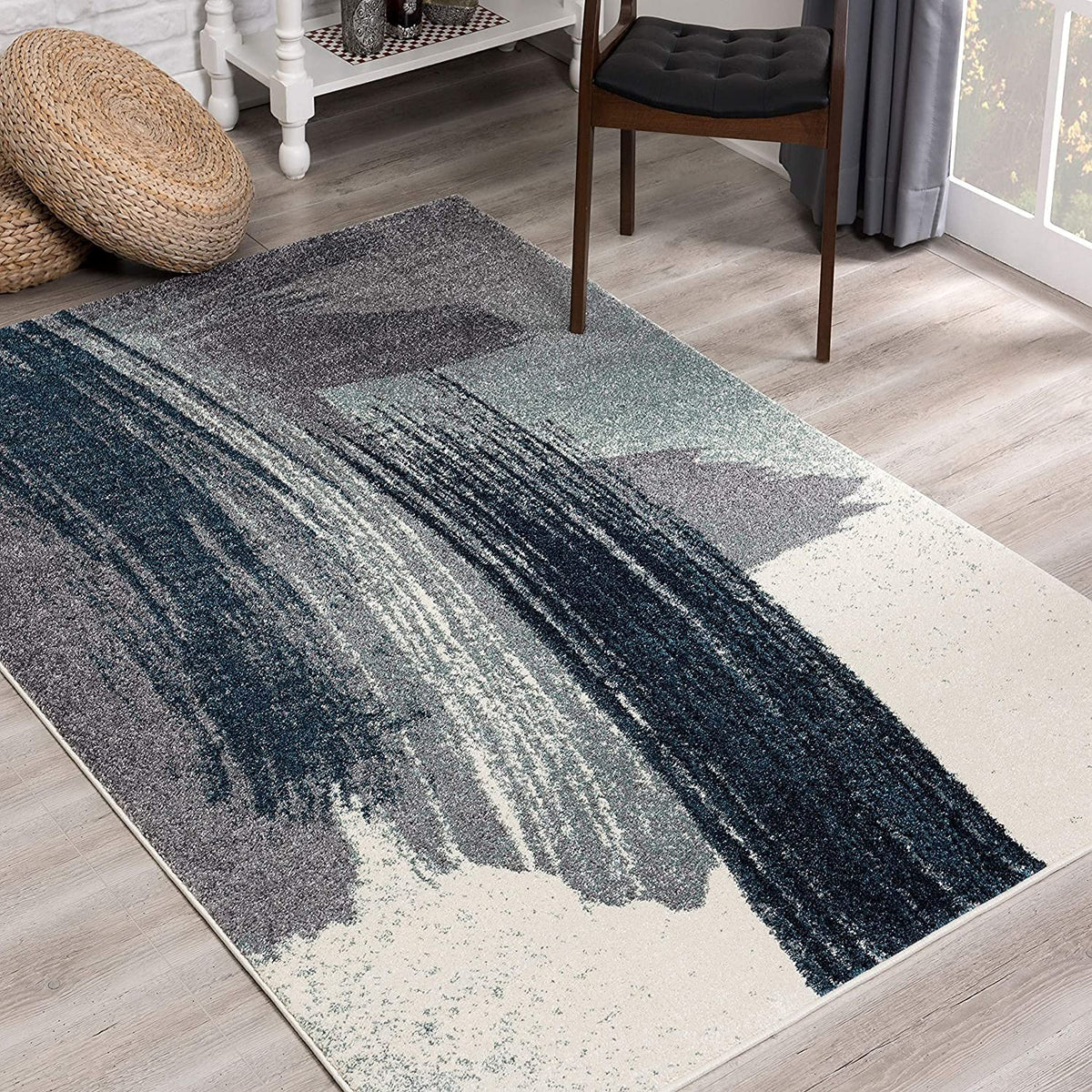 HomeRoots White Blue 100% Twisted Polyester 4â€ x 6â€ White and Blue Abstract Strokes Area Rug