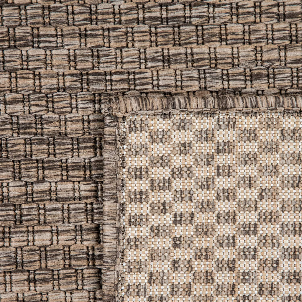 Solid Outdoor Rug For Patio Or Balcony Weatherproof In Mottled Brown, Size: 5'3' Round