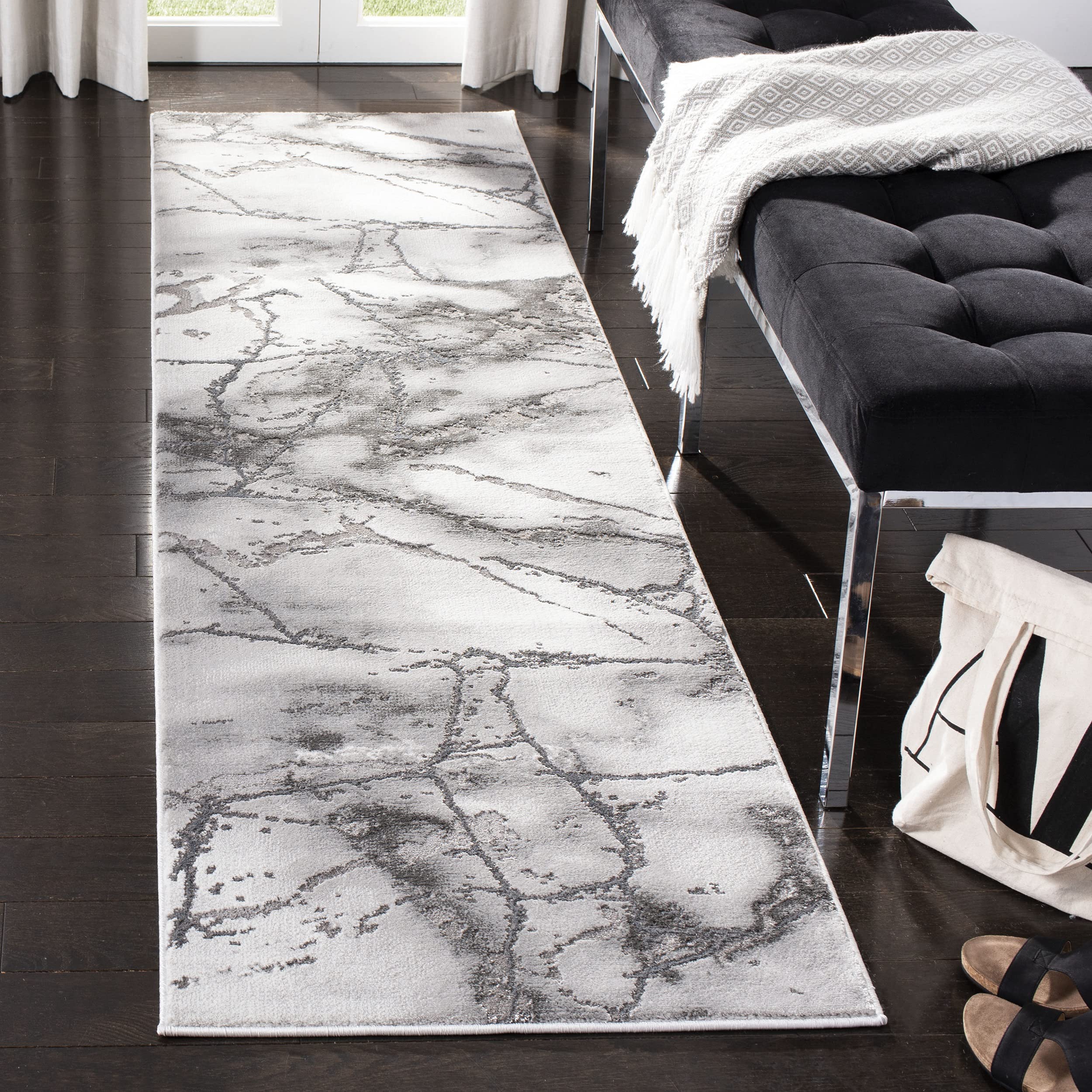 SAFAVIEH Craft Collection Runner Rug - 23 x 8, Grey & Silver, Modern Abstract Design, Non-Shedding & Easy Care, Ideal for High