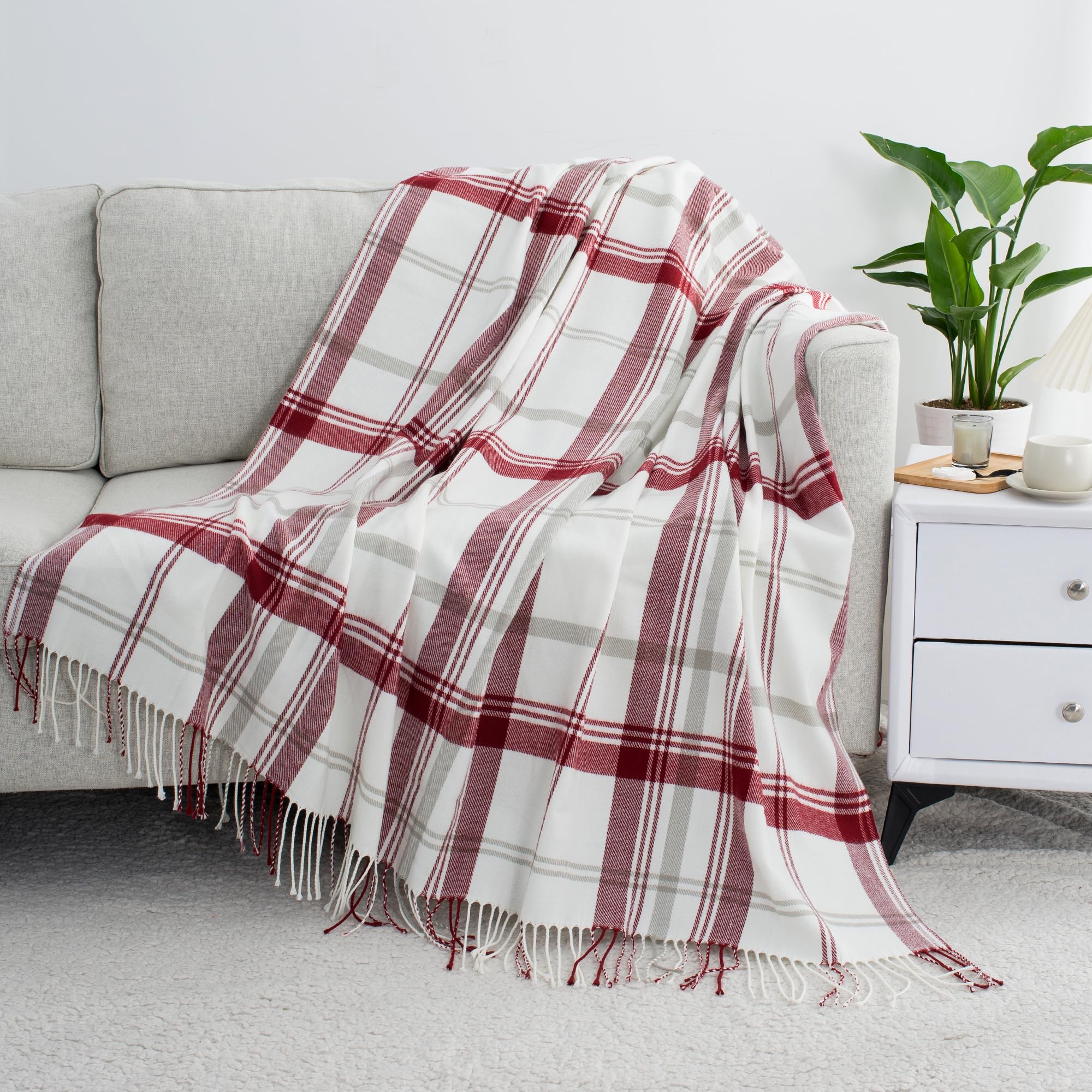 Ginamuse Red And White Plaid Throw Blanket For Couch,60'X80' Super Soft Cozy Warm Home Decorative Throw With Tassels For Bed S