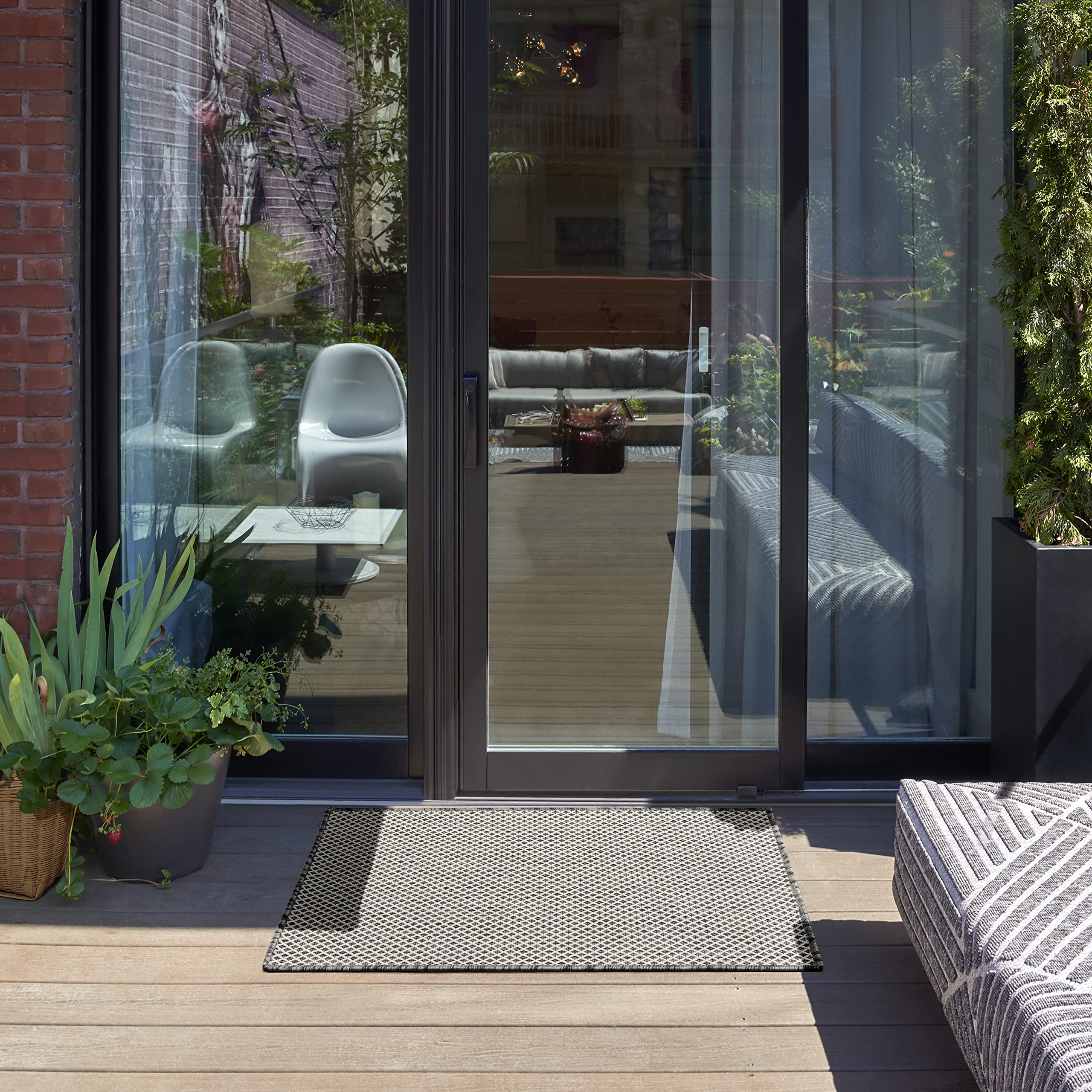 Nourison Courtyard Indoor/Outdoor Ivory Charcoal 2' X 3' Area Rug, Geometric, Easy Cleaning, Non Shedding, Bed Room, Living Room