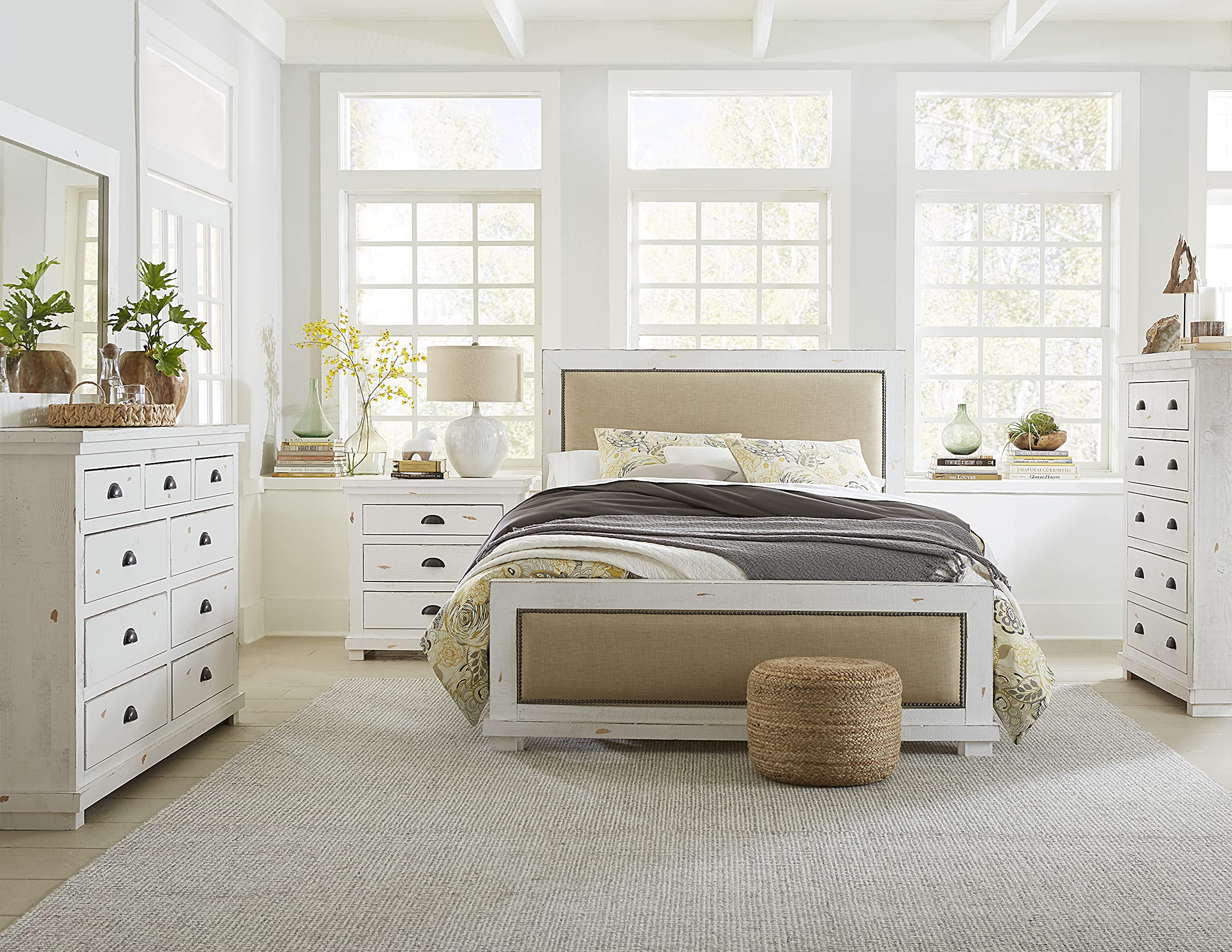 Progressive Furniture Willow Bedroom, Queen, Distressed White