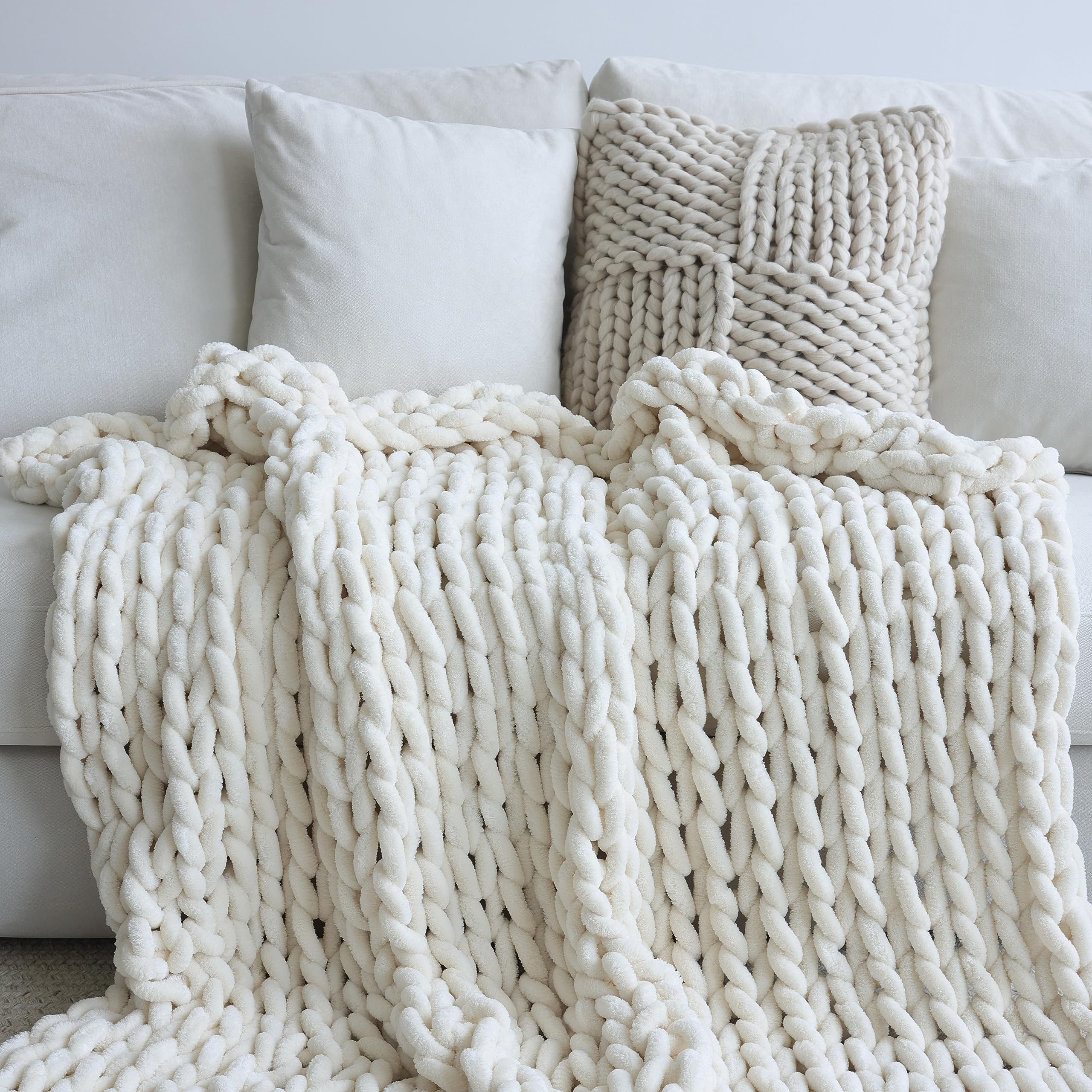 Maetoow Chenille Chunky Knit Blanket Throw (50   60 Inch), Handmade Warm & Cozy Blanket Couch, Bed, Home Decor, Soft Breathable
