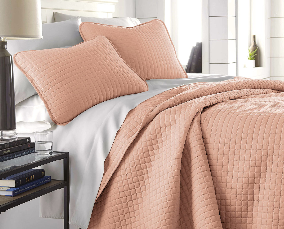 Southshore Fine Living, Inc. 3 Piece King Size Quilt Set, King, California King, Oversized, Lightweight, Embroidered, Square Sti