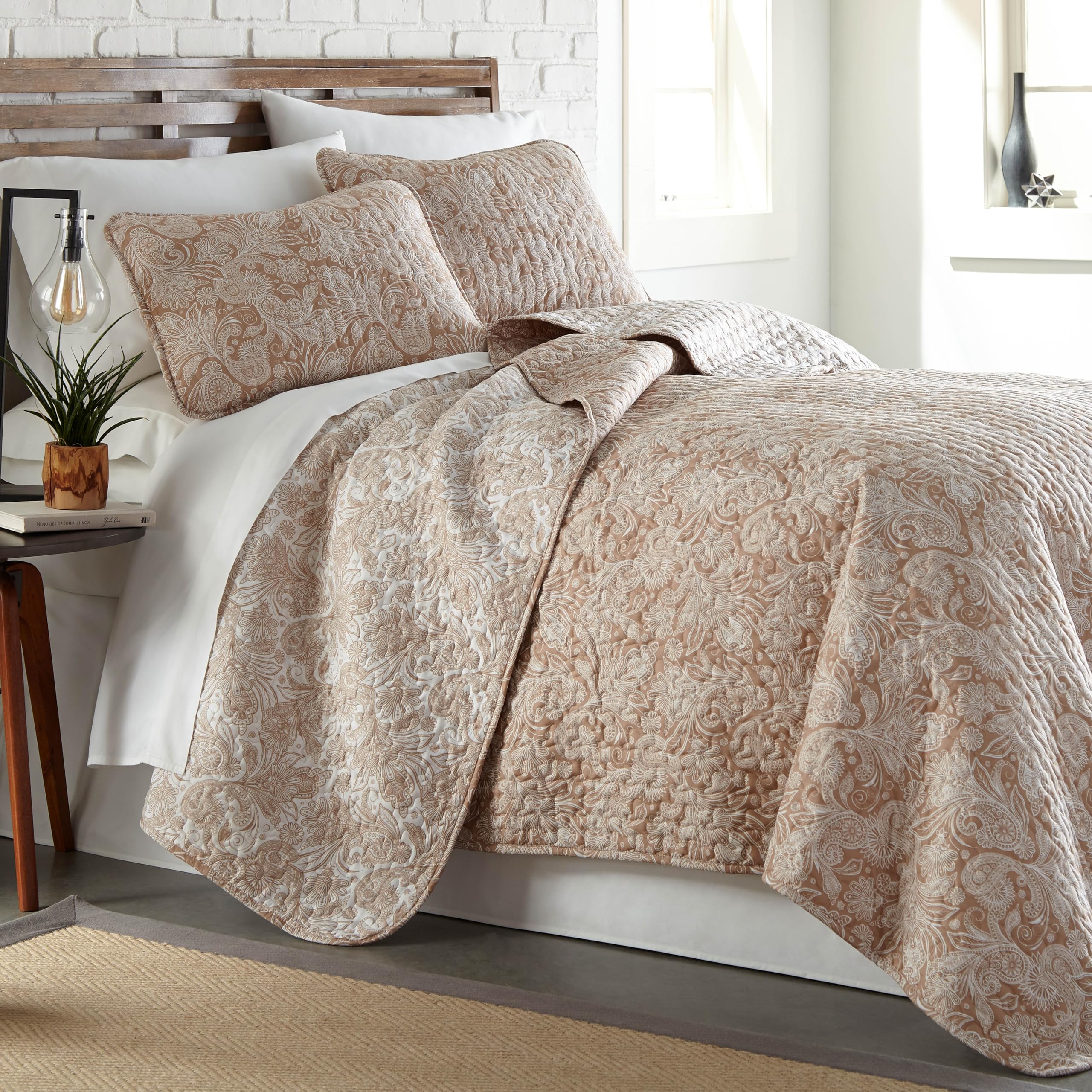 Southshore Fine Living, Inc. Paisley Quilt Set, Coverlet Bedspread 3-Piece Bohemian Bedding Set With Two Matching Shams (108 In