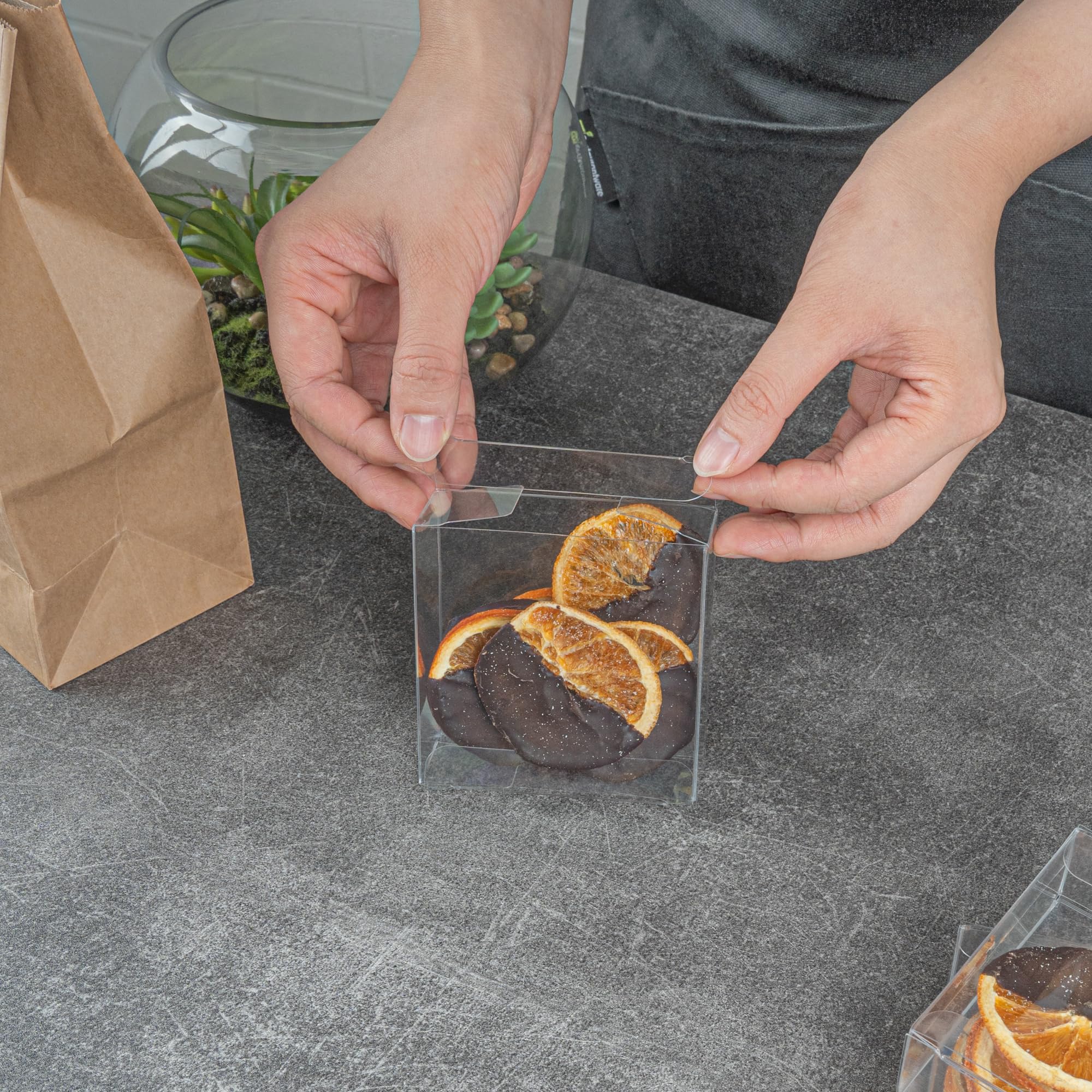 Restaurantware Sweet Vision 3.3X1.2 Inch Wedding Favor Boxes,100 Square Transparent Candy Boxes-For Weddings,Baby Showers,Birthd