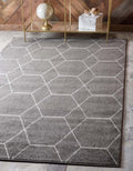 Unique Loom Trellis Frieze Collection Area Rug - Geometric (7 1 x 10, Dark Gray/ Ivory)