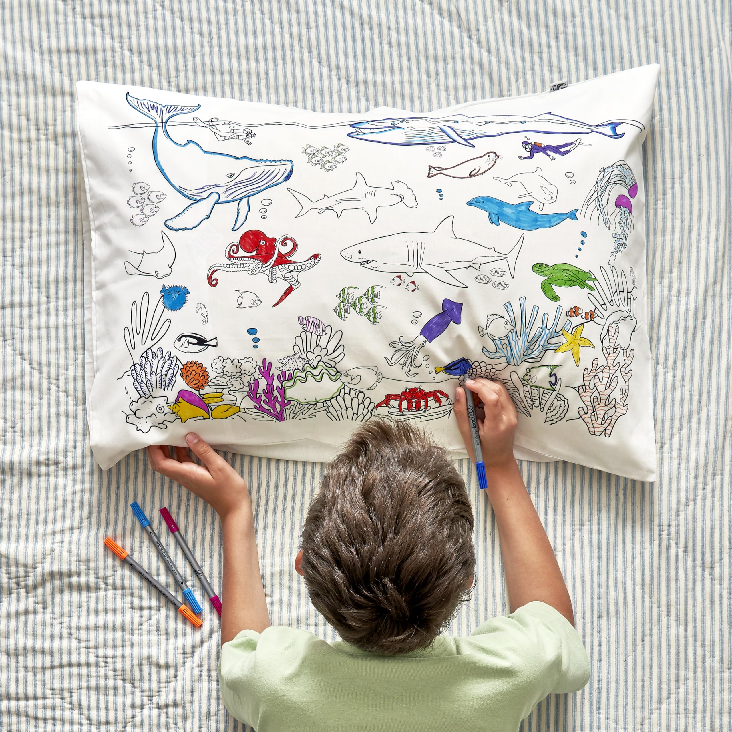 Eatsleepdoodle Colouring Pillowcase For Kids W/ 10Pk Washable Markers For Kids - 30X20In Under The Sea Kids Colouring Pillowcase