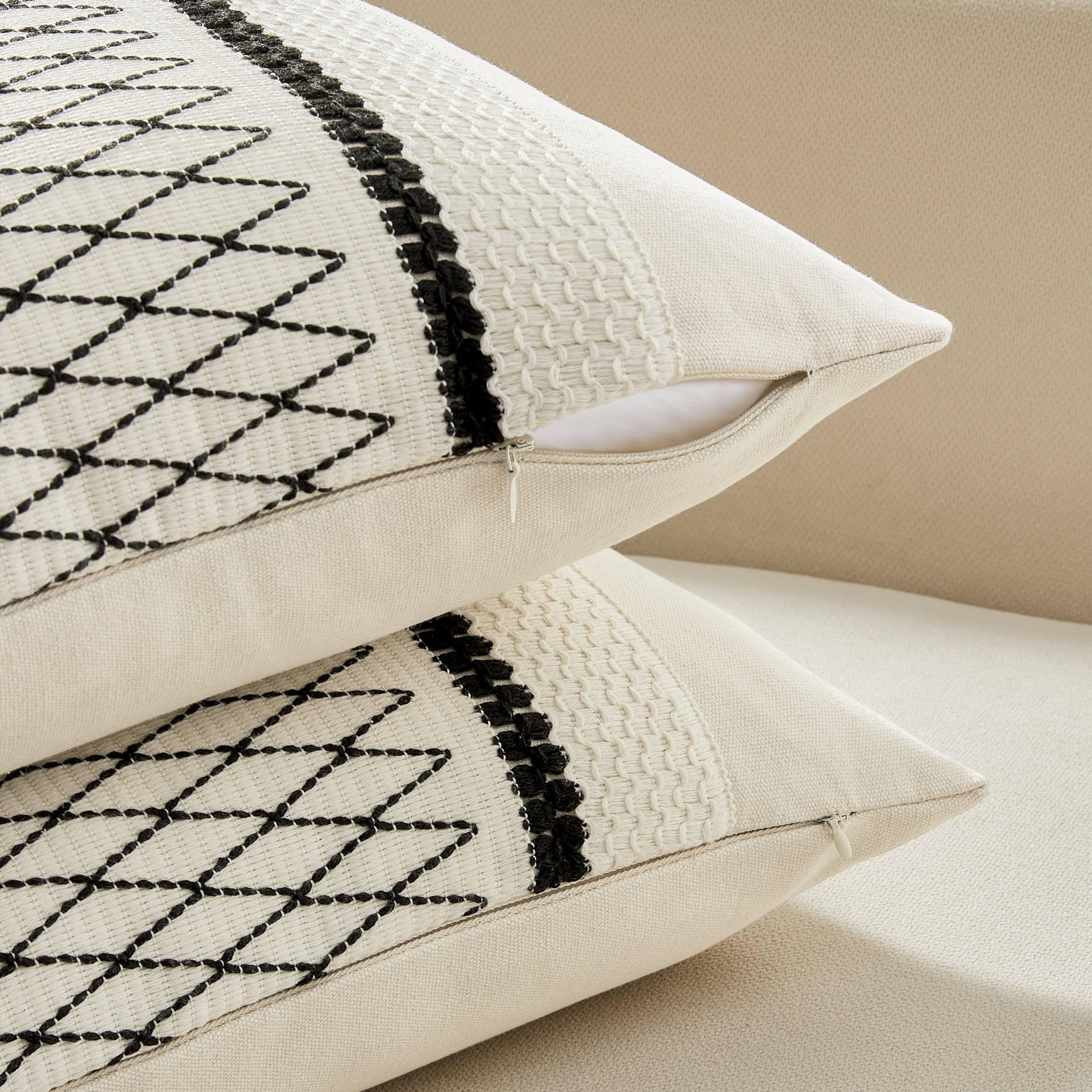 Zeemart 2 Packs Cotton Boho Throw Pillow Covers 20X20 Inch Grid Black, Soft Farmhouse Decorative Couch Pillow Cases Black Cushion Covers For Sofa Bed Living Room Home Decor
