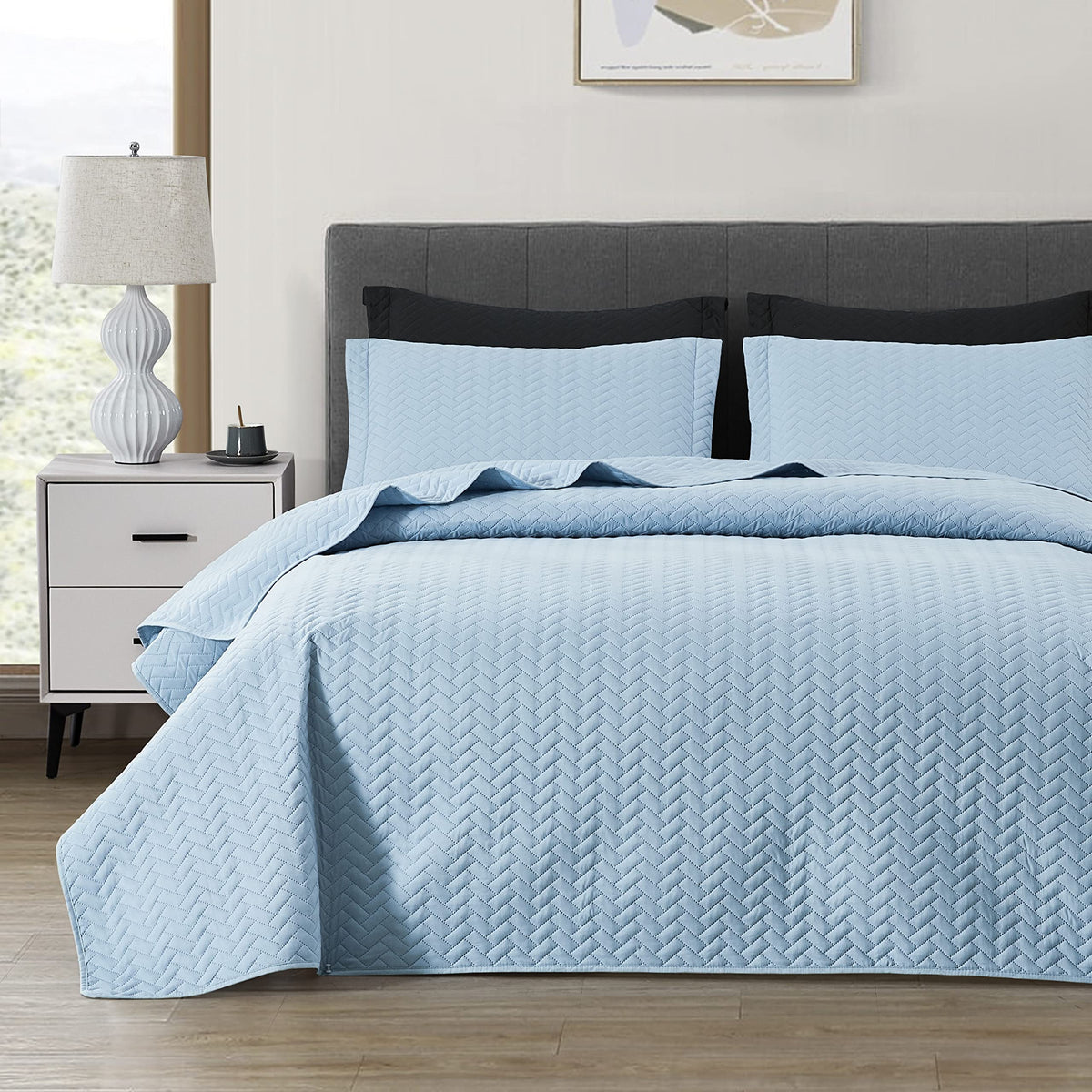 Maple&Stone Quilt Set Queen Size, Lightweight Light Blue Bedspread Ultrasonic Chevron Pattern Light Coverlet For All Season Comf