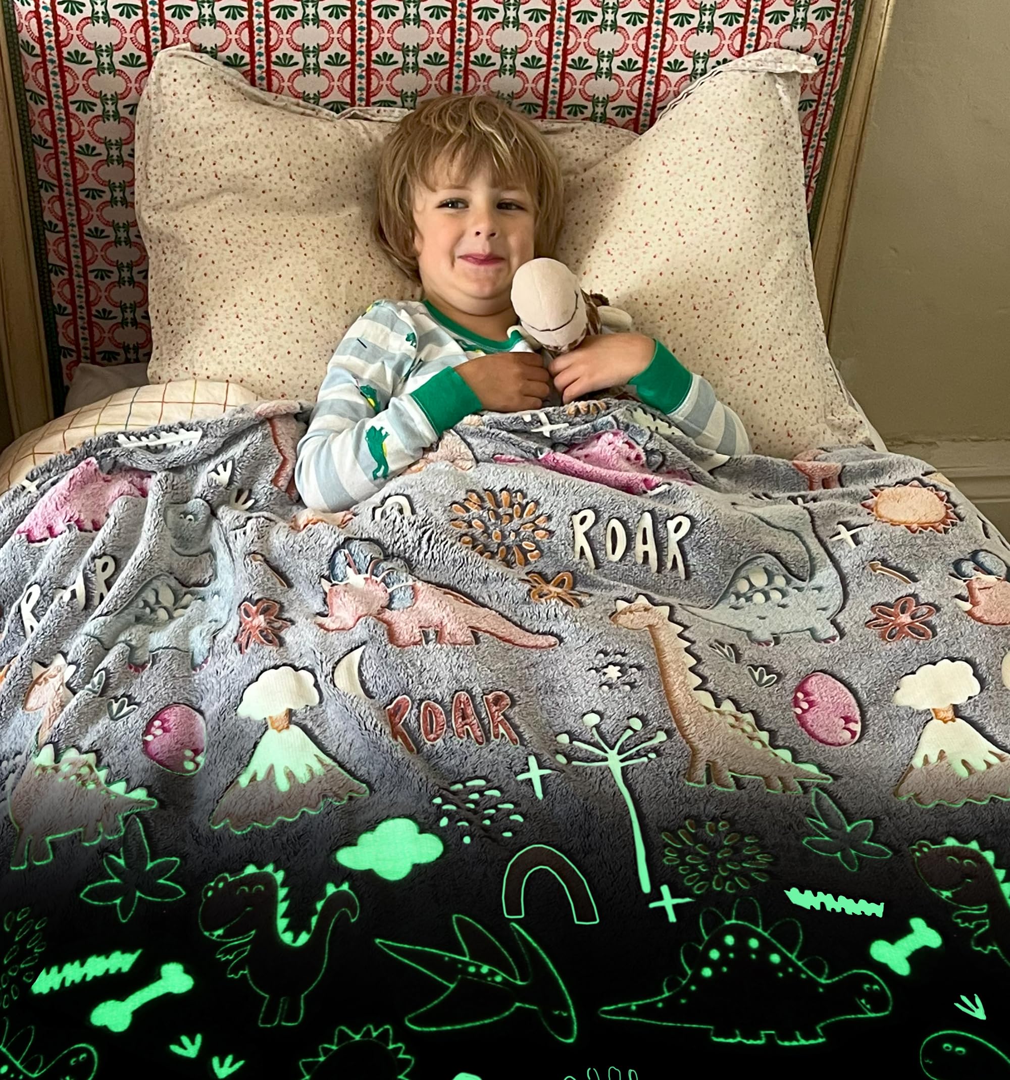 Kids Glow In The Dark Dinosaur Blanket - Dinosaur Blanket For Boys - Kids Fleece Blankets - Soft Kids Throw Blanket 50'X60'