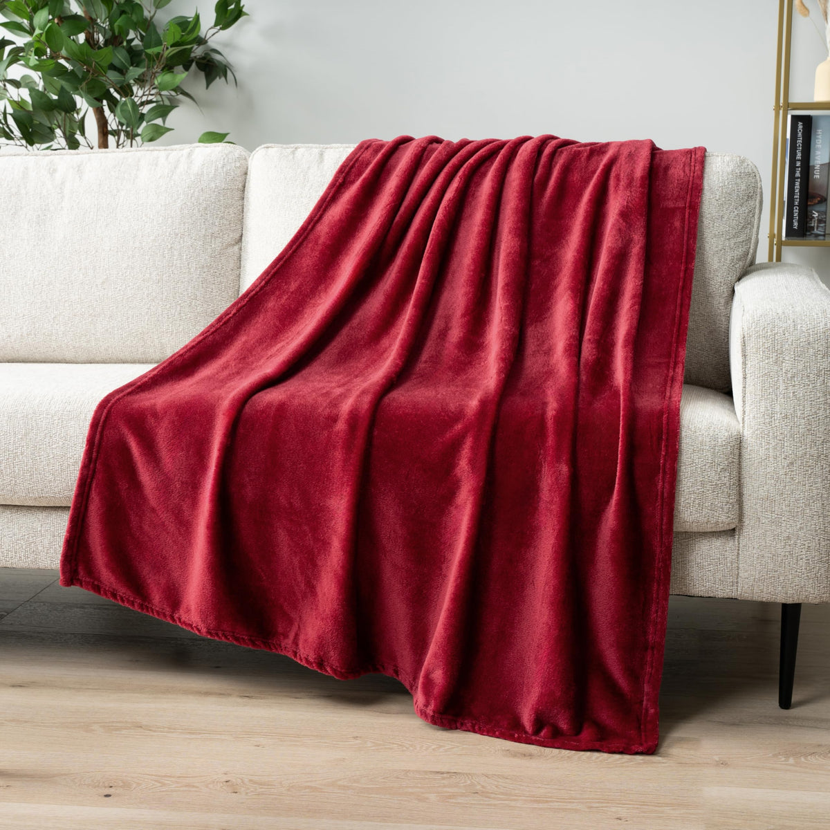 Pavilia Wine Burgundy Throw Blanket For Couch Twin Size, Dark Red Maroon Super Soft Fuzzy Flannel Throw For Sofa, Luxury Plush M
