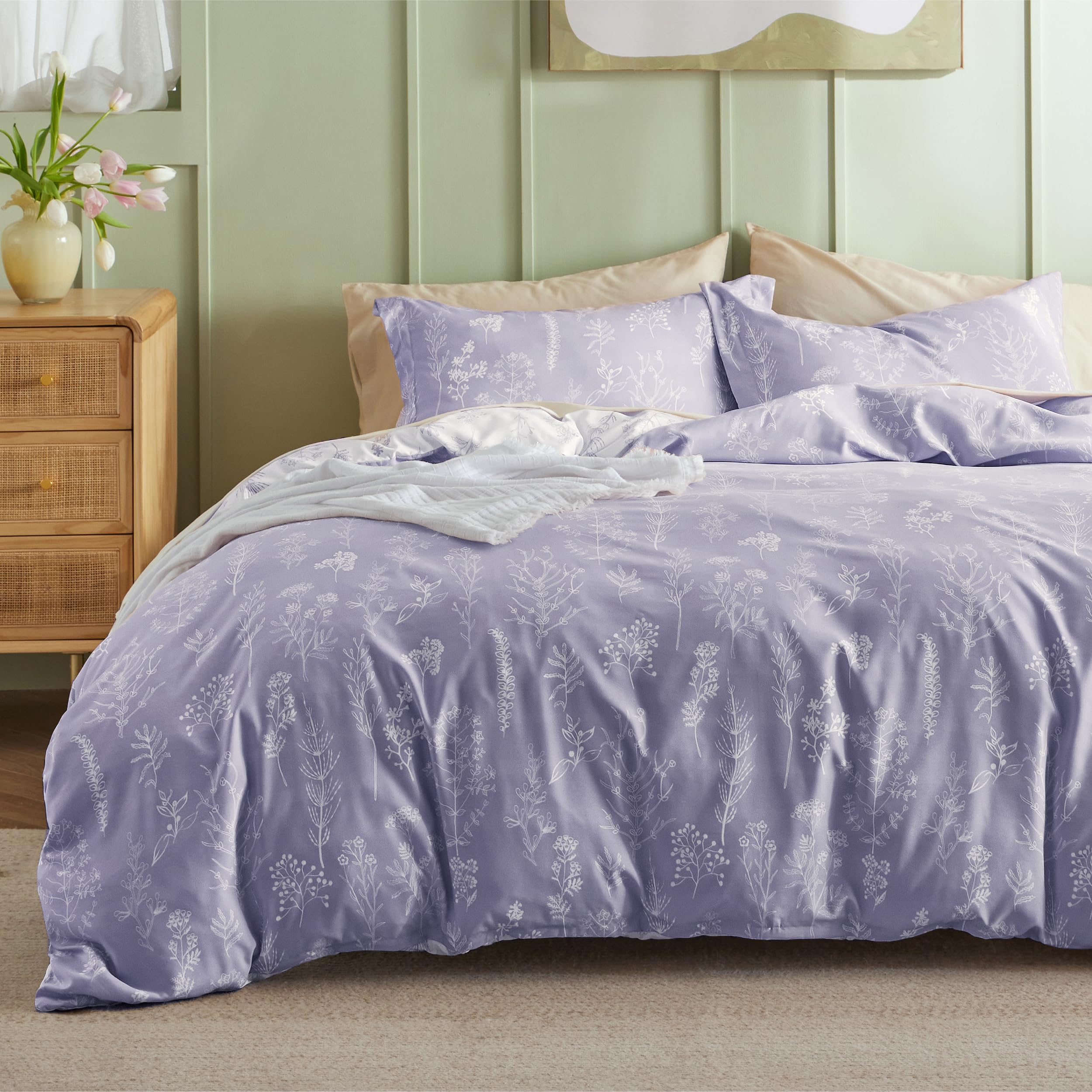Bedsure Duvet Cover Queen Size - Reversible Lilac Purple Queen Duvet Cover Set With Zipper Closure, 3 Pieces Cute Floral Patterned Bedding Set With 8 Corner Ties And 2 Pillow Shams