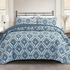 Exclusivo Mezcla Reversible Boho Quilt Set Queen Size, 3 Pieces Damask Blue All Season Bedspreads, Ultra Soft Floral Coverlet Be