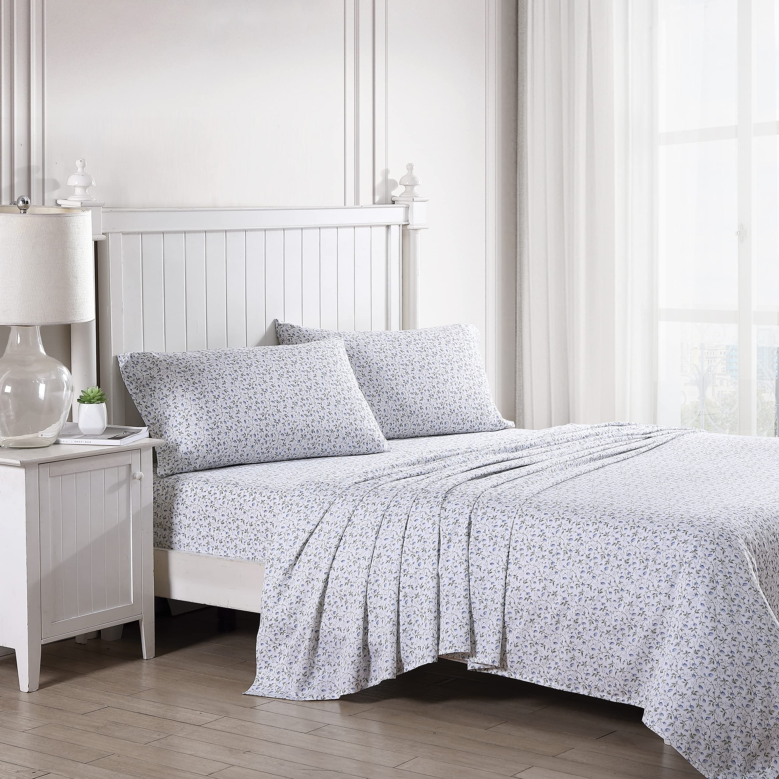 Laura Ashley Home Queen Sheet Set, Soft Sateen Cotton Bedding Set - Sleek, Smooth, & Breathable, Bramble Vine Green