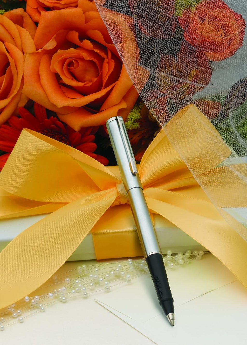 Sheaffer Agio Roller Ball, Angle Brushed 22K Gold Plate Finish With 22K Gold Plate Trim (Sh/459-1)