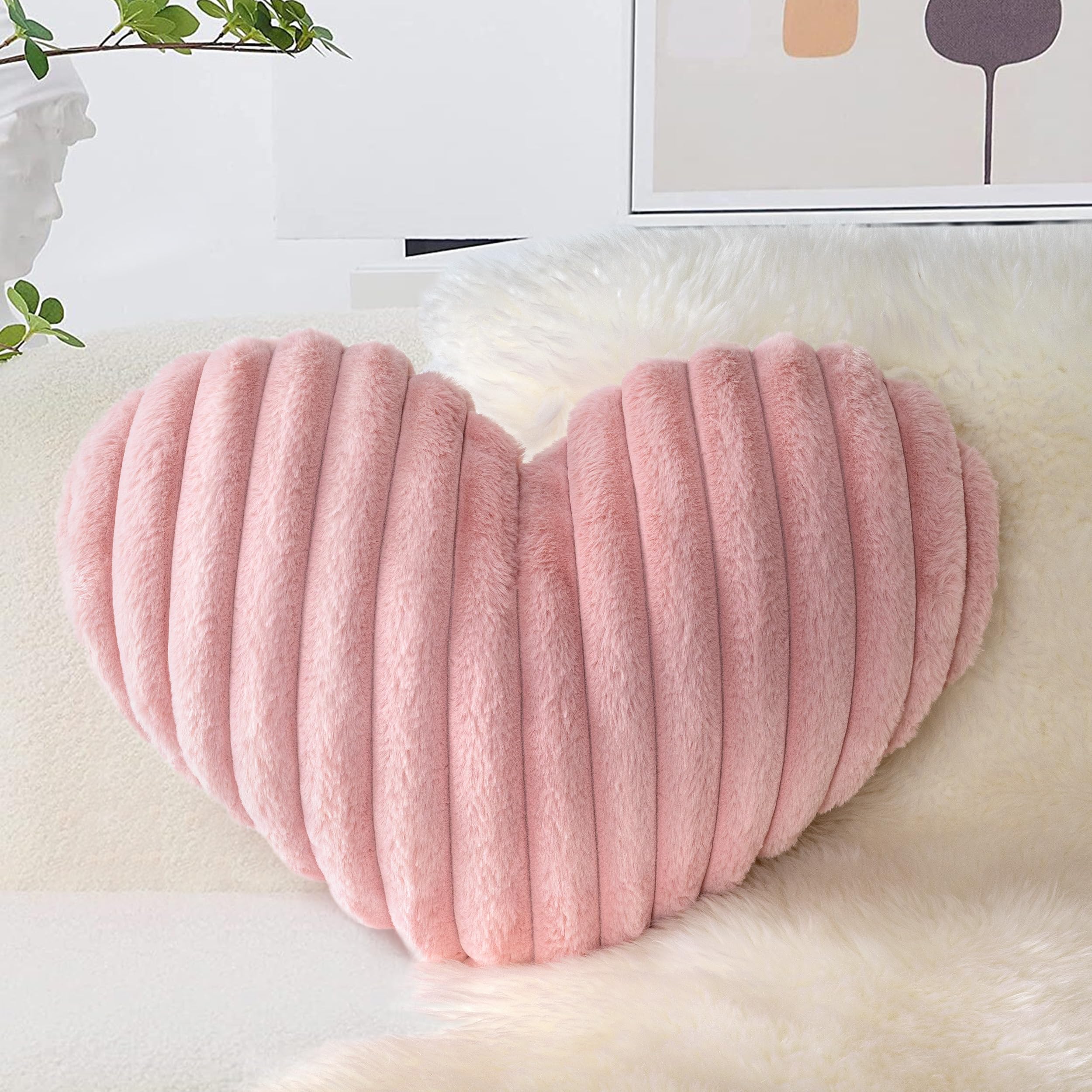 Aels Heart Shaped Pillow, 20 Inches Heart Decorative Throw Pillows, Faux Fur Love Pillows Cute Pillow, Valentines Day Decoration