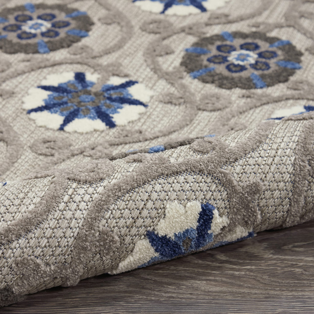 HomeRoots Grey/Blue 100% Polypropylene 4’ x 6’ Gray and Blue Indoor Outdoor Area Rug