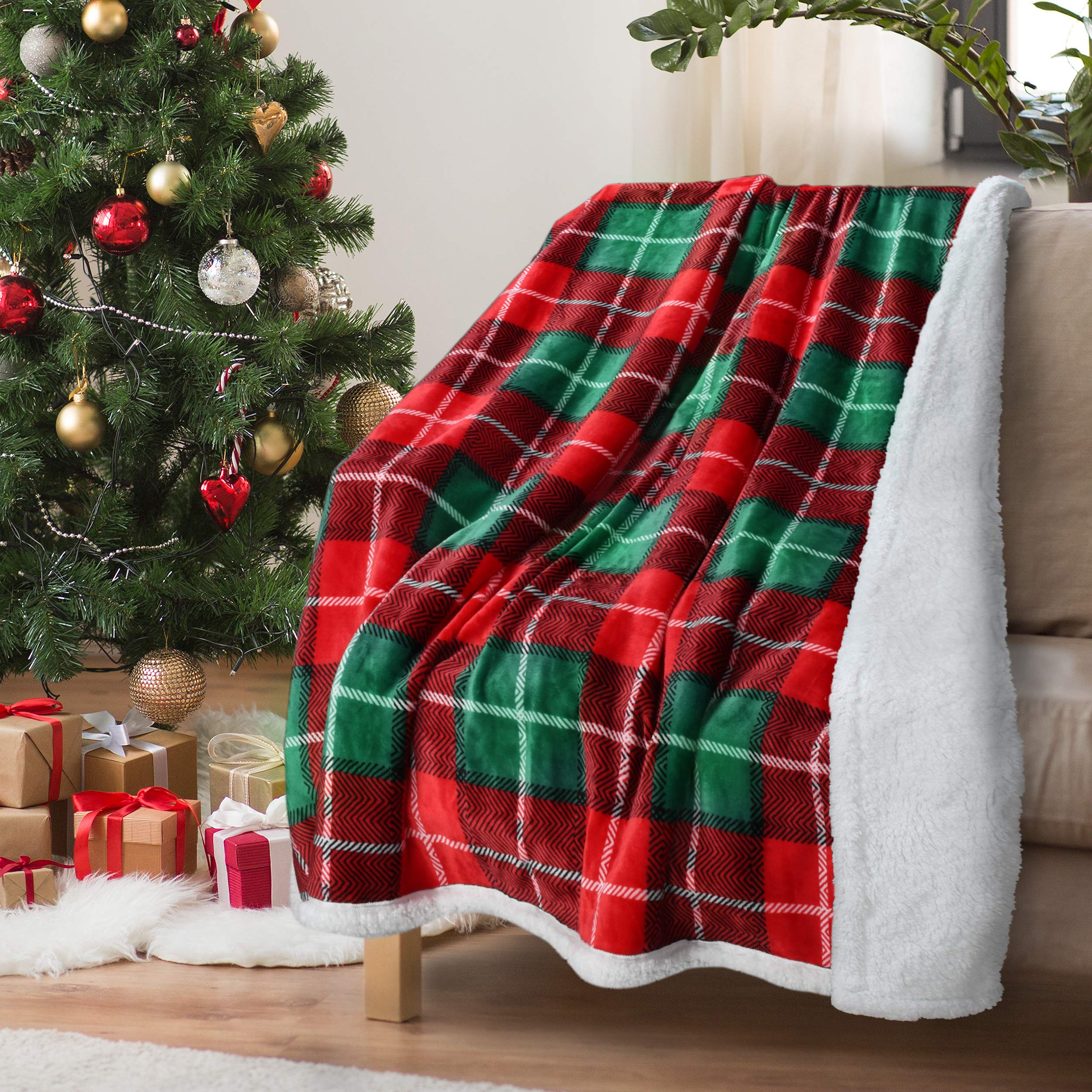 Red Buffalo Plaid Christmas Throw Tv Sherpa Blanket 50' X 60', Super Soft Warm Comfy Plush Fleece Bedding Couch Cabin Decorati