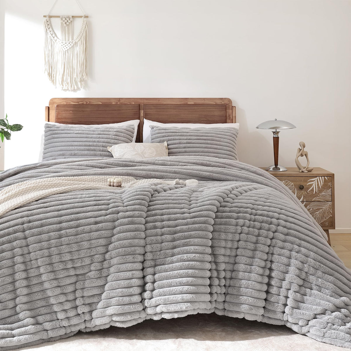 Smoofy Fluffy King Size Comforter Set 3 Pieces - Lightgrey Fleece Fluffy Comforter King Size, Luxury Fuzzy King Bedding Set, Sof