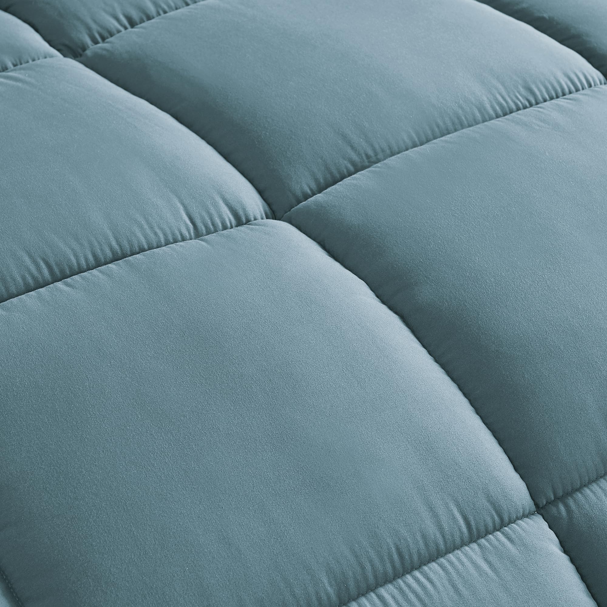 Chezmoi Collection China Blue Down Alternative Comforter Oversized King - 3-Piece Lightweight Comforter Set - All Seasons Microf