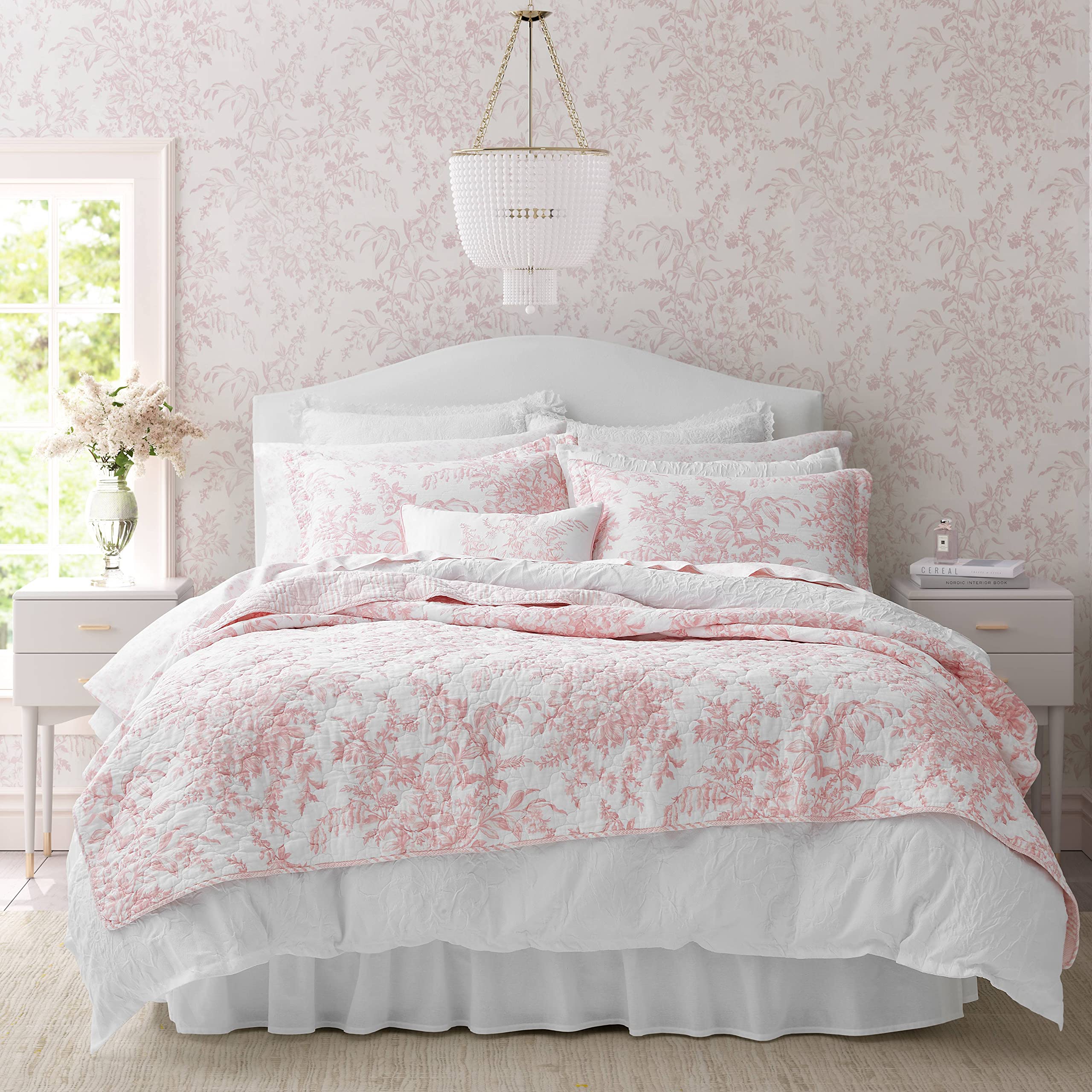 Laura Ashley - Twin Quilt Set, Reversible Cotton Bedding With Matching Sham, Lightweight Home Decor For All Seasons (Bedford Pin