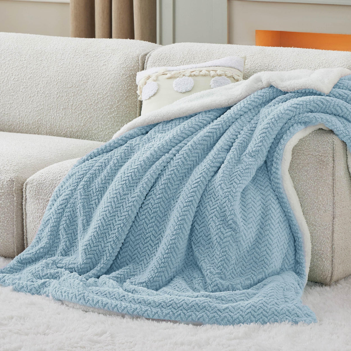 Bedsure Sherpa Throw Blanket for Couch - Herringbone Fleece Thick Warm Blanket for Winter, Fuzzy Soft Cozy Blanket for Women, Bl