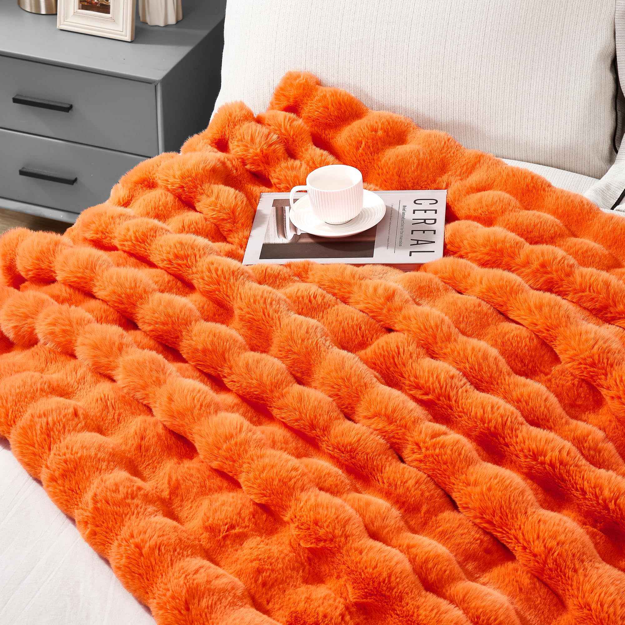 Joniyear Large Solid Fall Bubble Faux Rabbit Fur Bed Blanket Full Size 70' X 80', Decorative Puffy Big Warm Fuzzy Blanket For