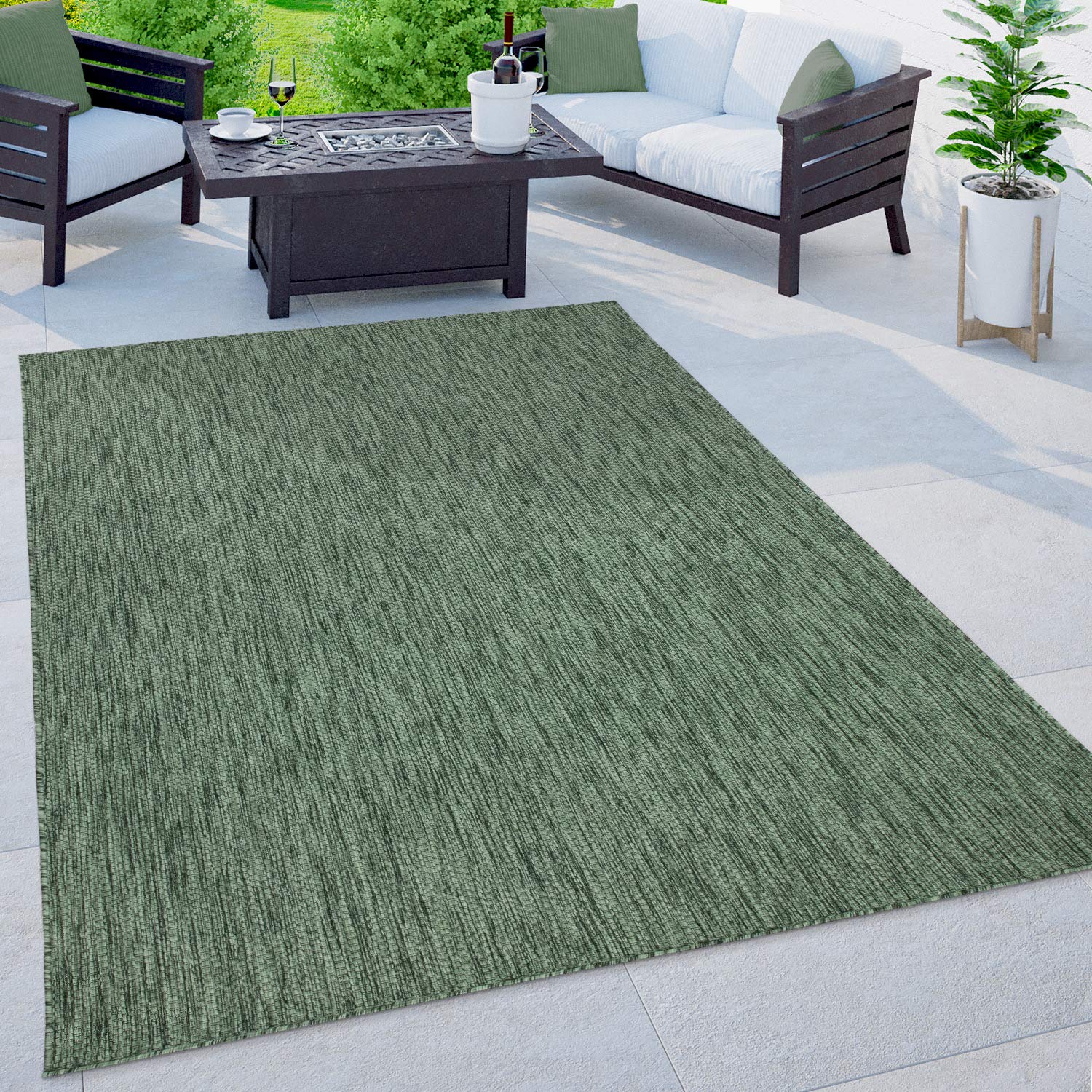 Solid Outdoor Rug For Patio Or Balcony Weatherproof In Mottled Green, Size: 2'8' X 4'11'