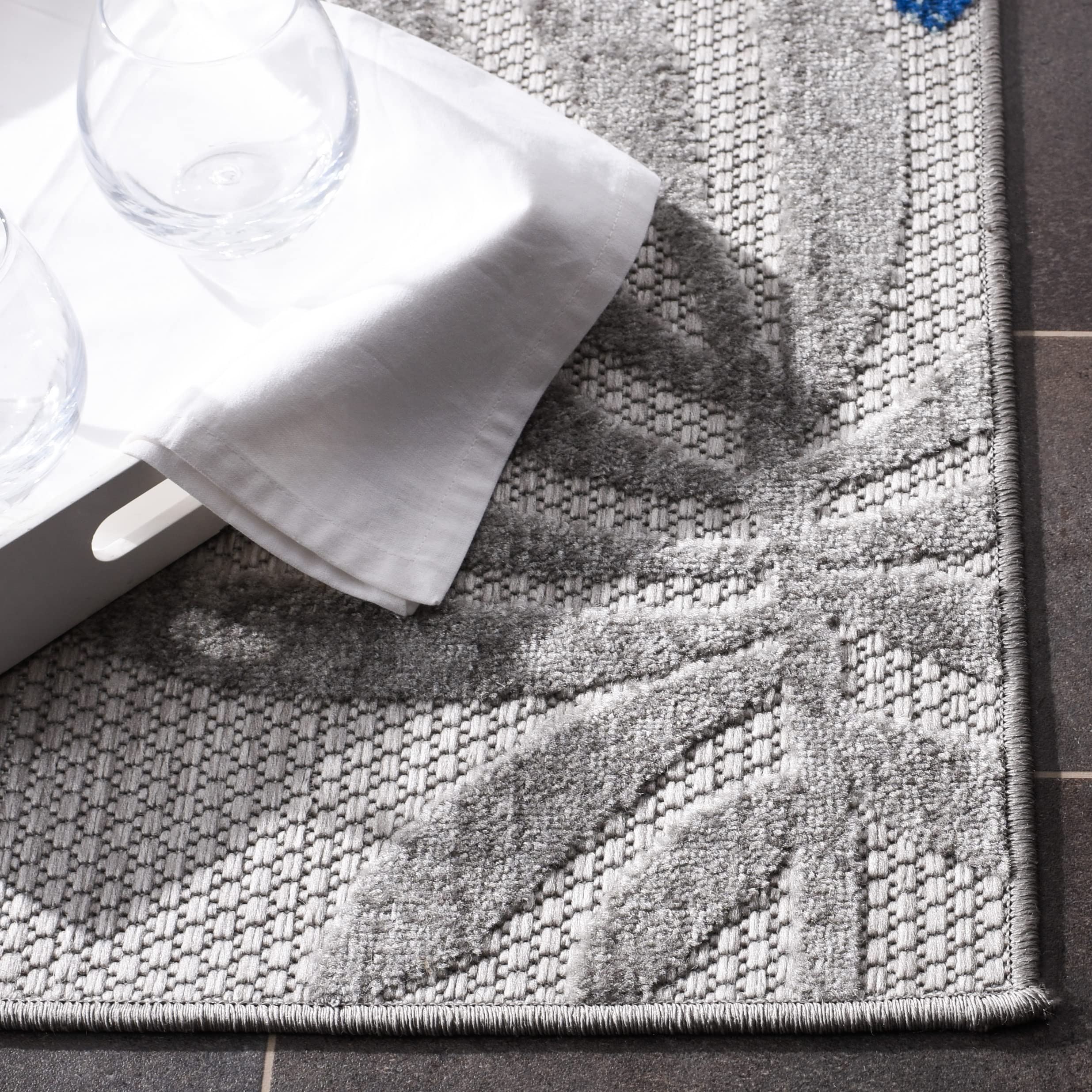 Safavieh Cabana Collection Area Rug - 8' X 10', Grey & Blue, Casual Design, Non-Shedding & Easy Care, Indoor/Outdoor & Washable-Ideal For Patio, Backyard, Mudroom (Cbn814F)