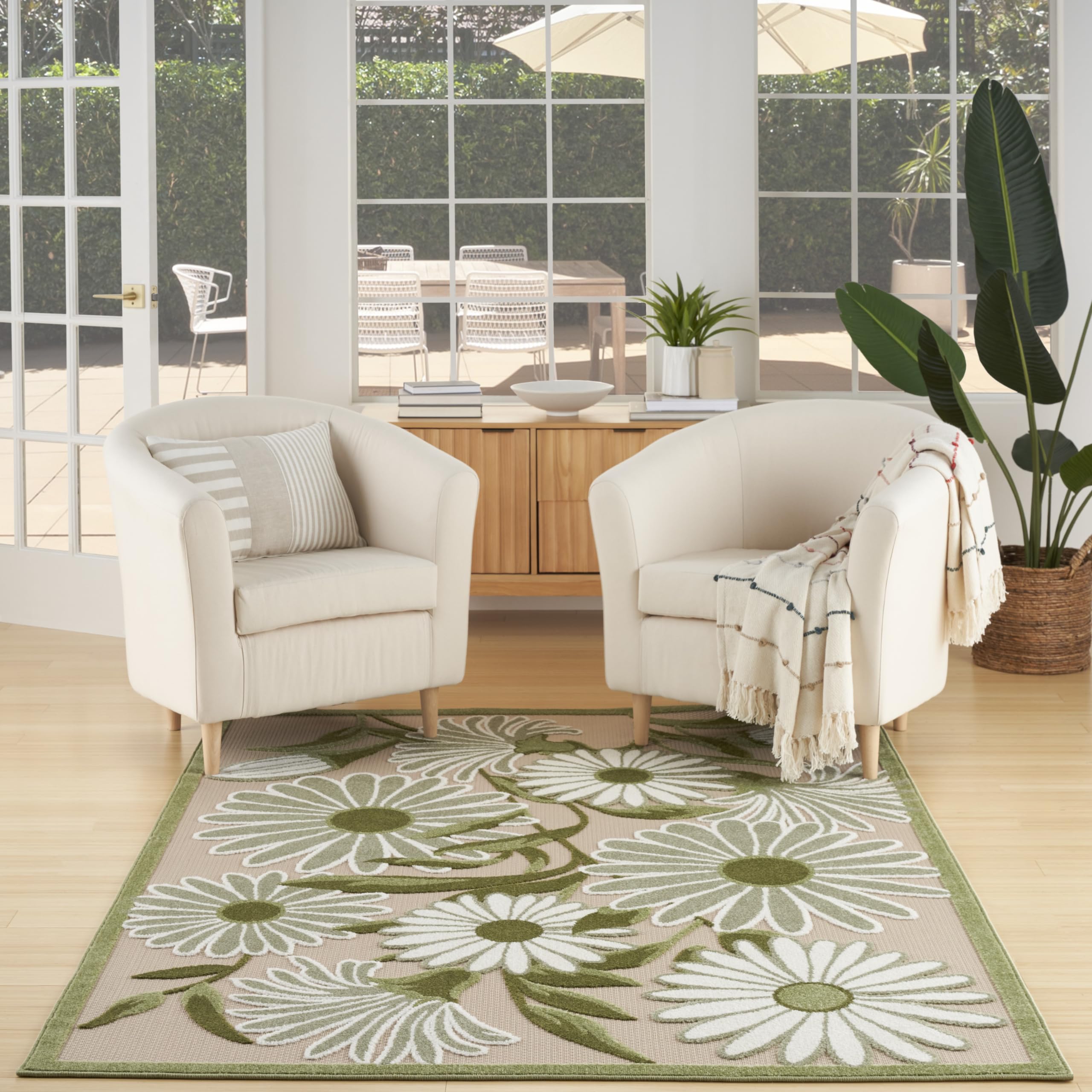 Nourison Aloha 5 x 8 Ivory Green Fabric Outdoor Area Rug (5 x 8)
