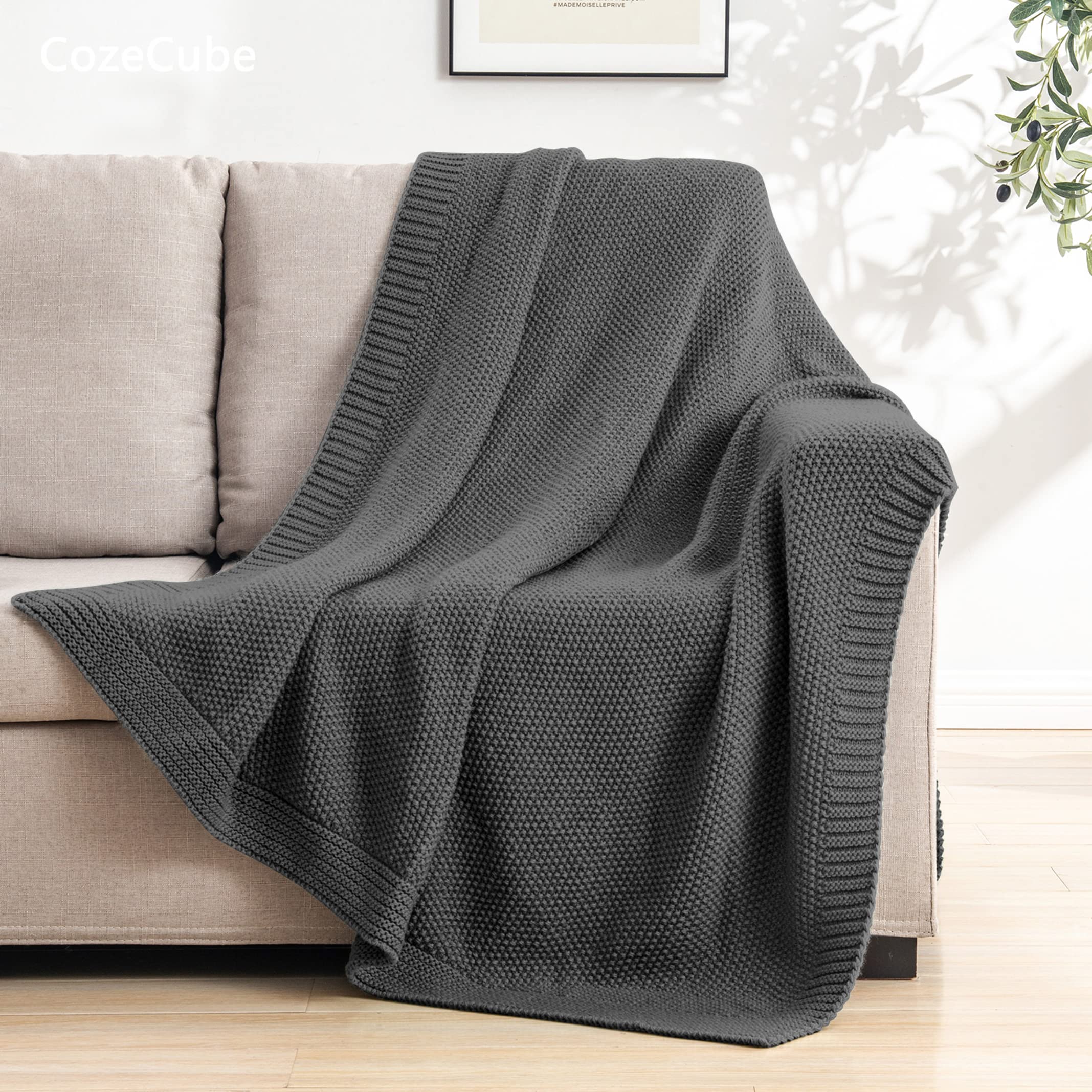 CozeCube Throw Blanket - Thumbnail 3