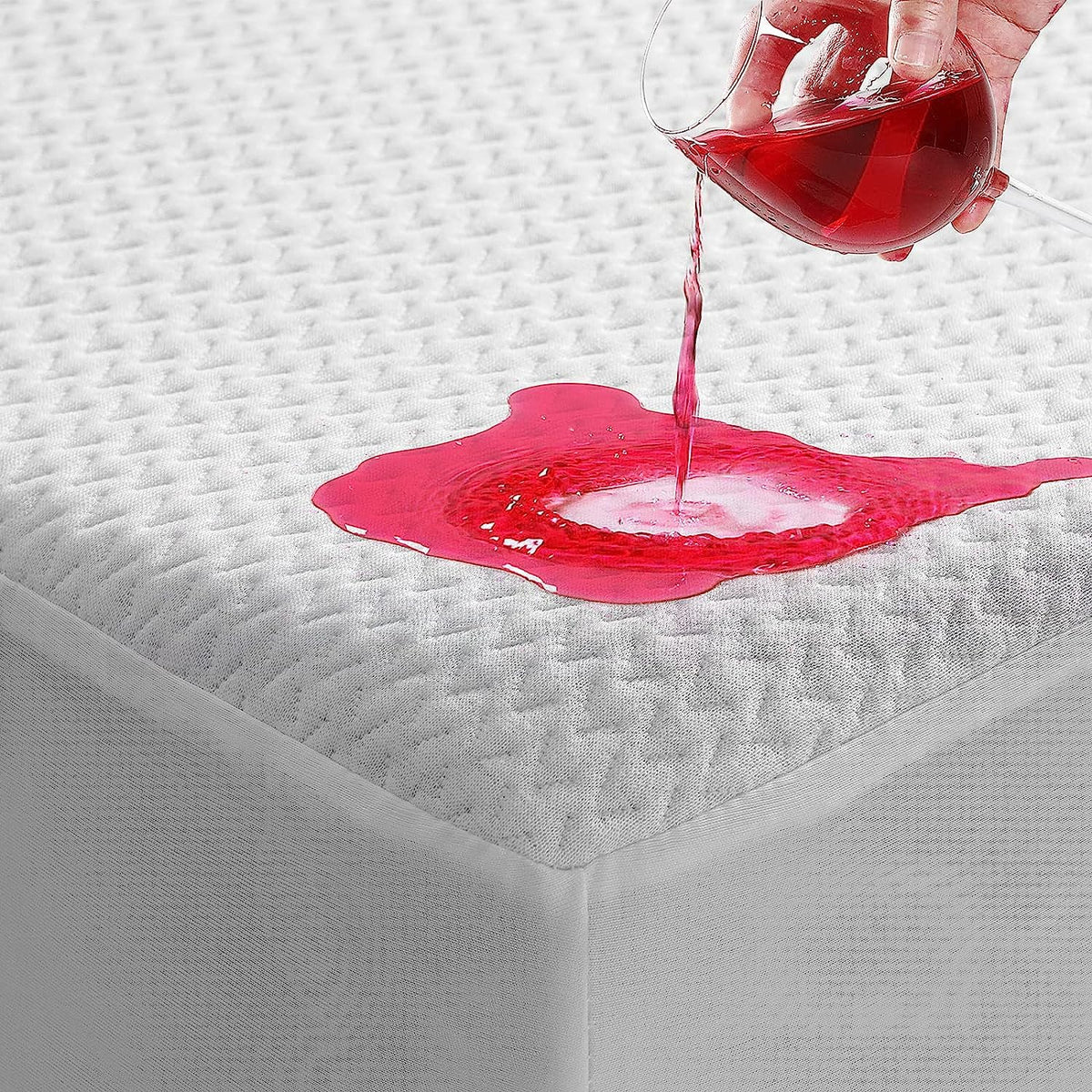 Tastelife Premium 100% Full Size Waterproof Mattress Protetor, 3D Air Fabric Breathable Cooling Bed Mattres Pad Cover, Smooth So