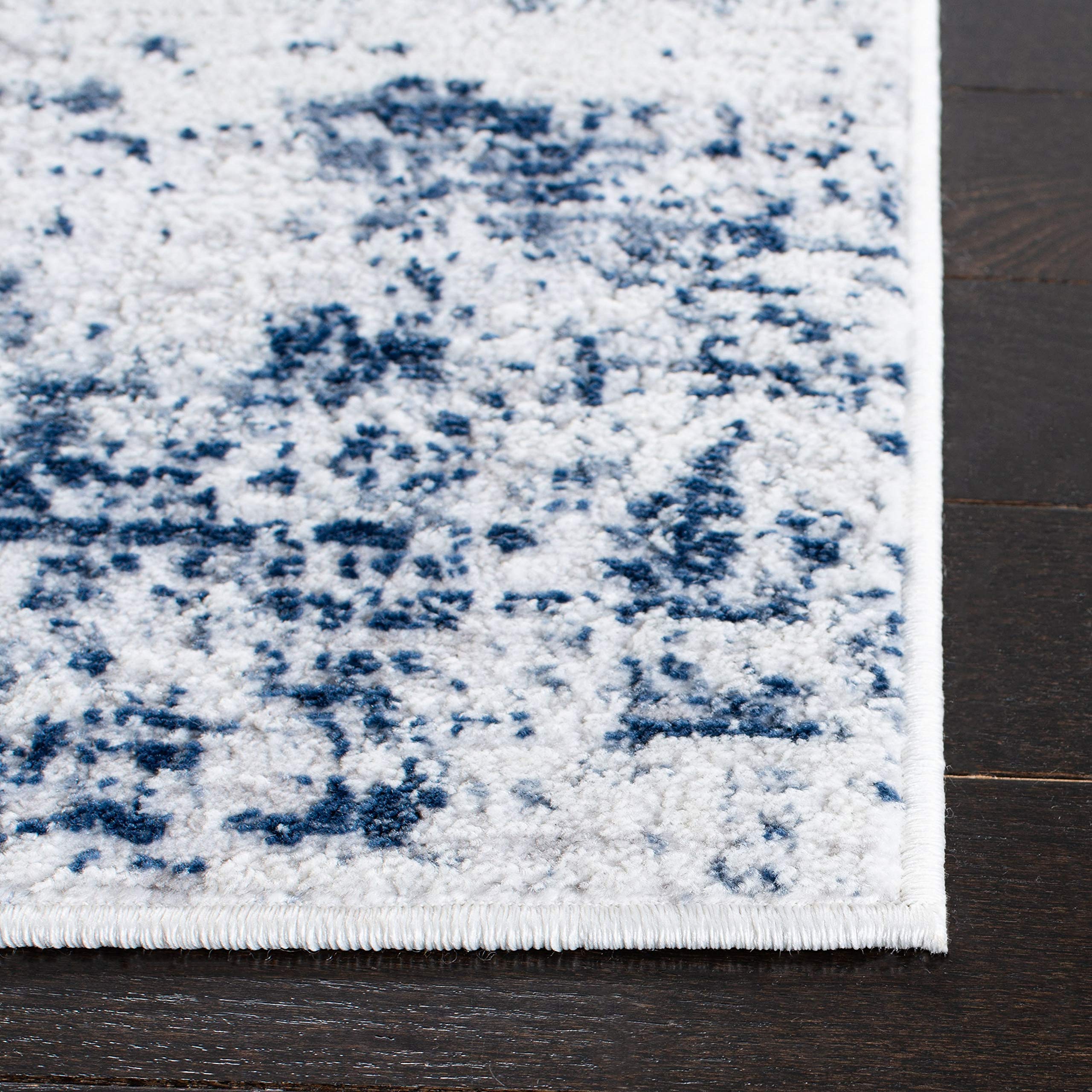 Safavieh Amelia Collection Accent Rug - 3' X 5', Ivory & Navy, Modern Abstract Design, Non-Shedding & Easy Care, Ideal For High