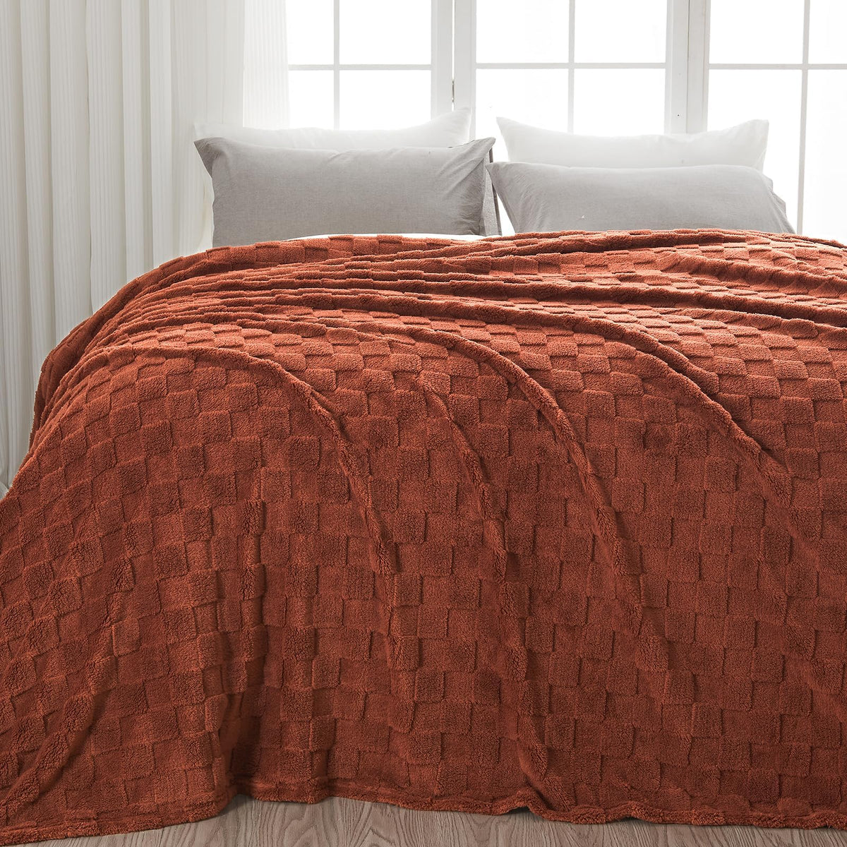 Newcosplay Super Soft King Blanket Coffee Premium Silky Flannel Fleece 3D Checkered Lightweight Bed Blanket All Season Use (Coff