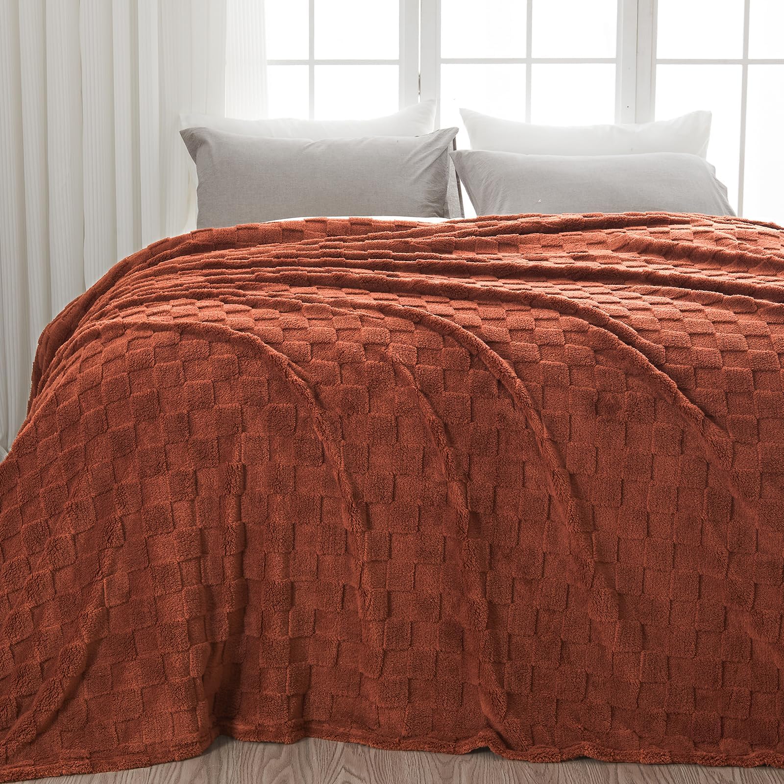 Newcosplay Super Soft King Blanket Coffee Premium Silky Flannel Fleece 3D Checkered Lightweight Bed Blanket All Season Use (Coff