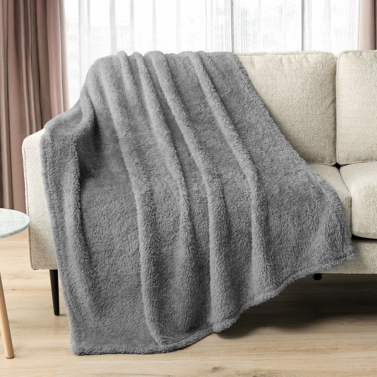 Pavilia Sherpa Throw Blanket For Couch Sofa, Grey Fluffy Warm Plush Blanket For Twin Bed, Cozy Super Soft Lightweight Throw, Fuz