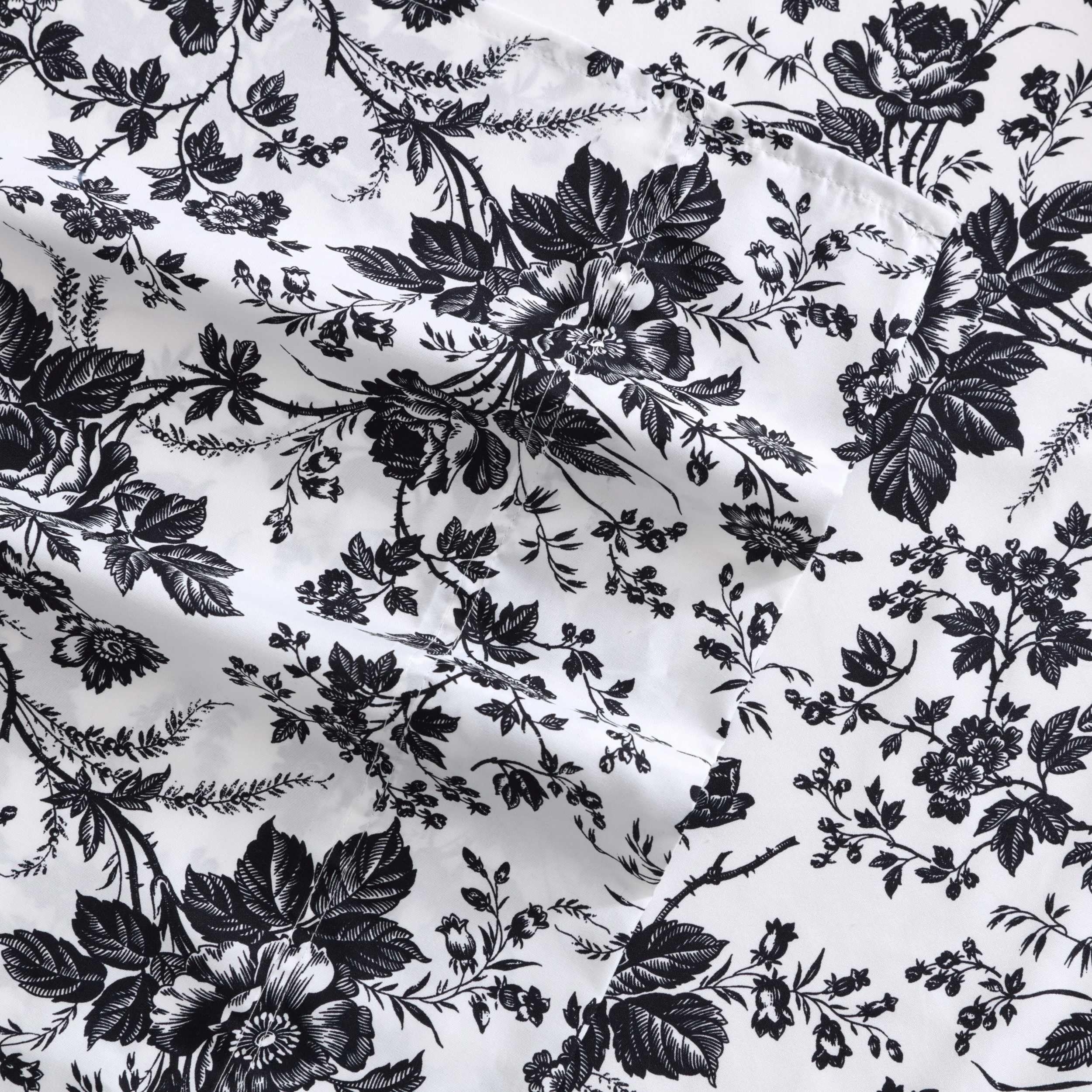 Betsey Johnson - Queen Bed Sheets, Soft & Lightweight Bedding, Fade & Wrinkle Resistant (Betseys Toile Black, Queen)
