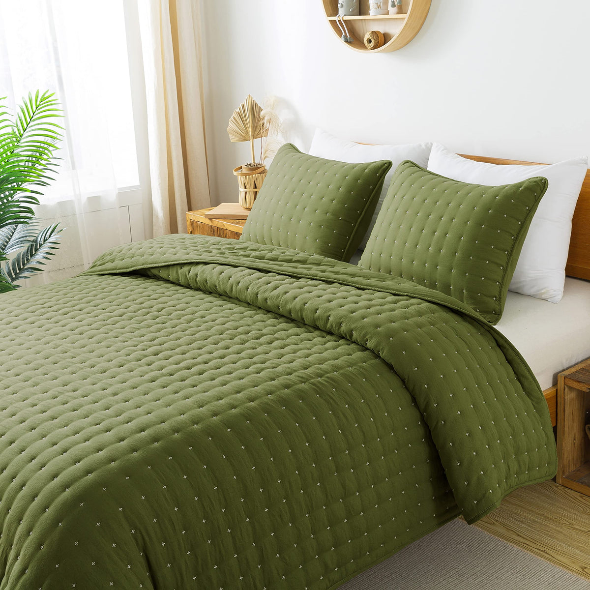 Green California Cal King Size Quilt Bedding Sets With Pillow Shams, Dark Sage Olive Oversized Lightweight Bedspread Coverlet, Q