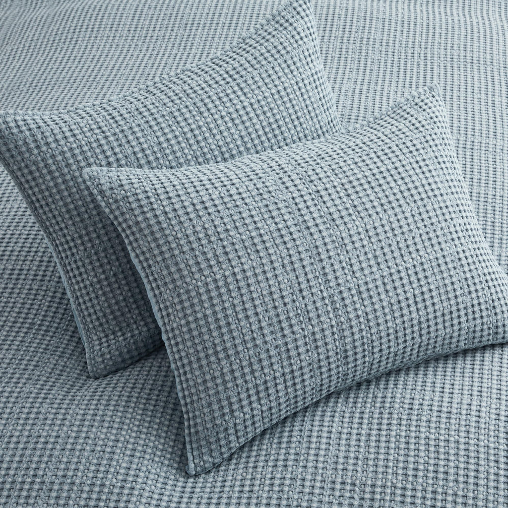 Levtex Home - Mills Waffle - Twin/Twin Xl Quilt Set - Chambray Cotton Waffle - Quilt Size (68 X 86In.), Sham Size (26 X 20In.)
