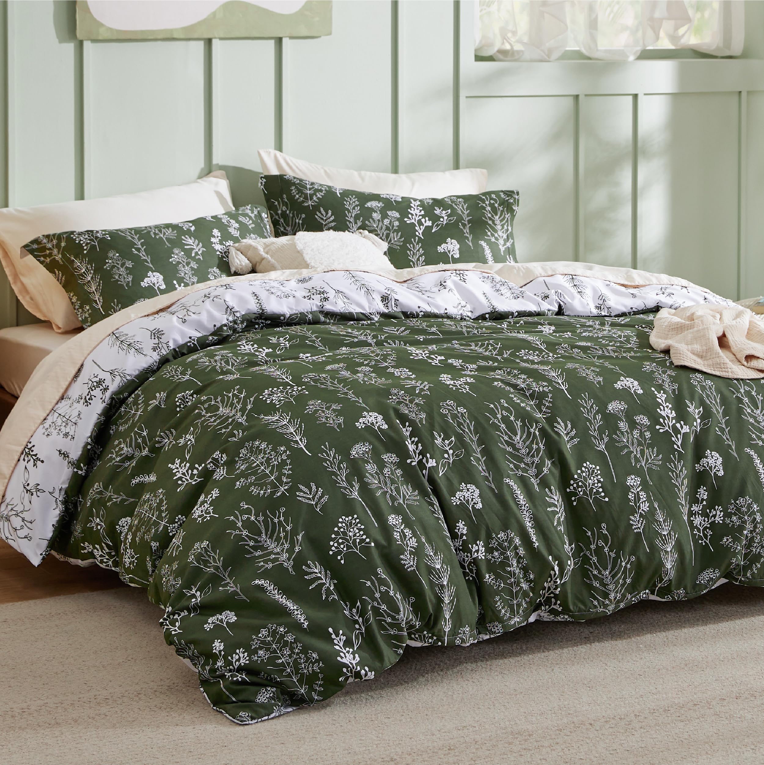 Bedsure Duvet Cover Queen Size - Reversible Dark Green Queen Duvet Cover Set With Zipper Closure, 3 Pieces Floral Patterned Bedding Set With 8 Corner Ties And 2 Pillow Shams
