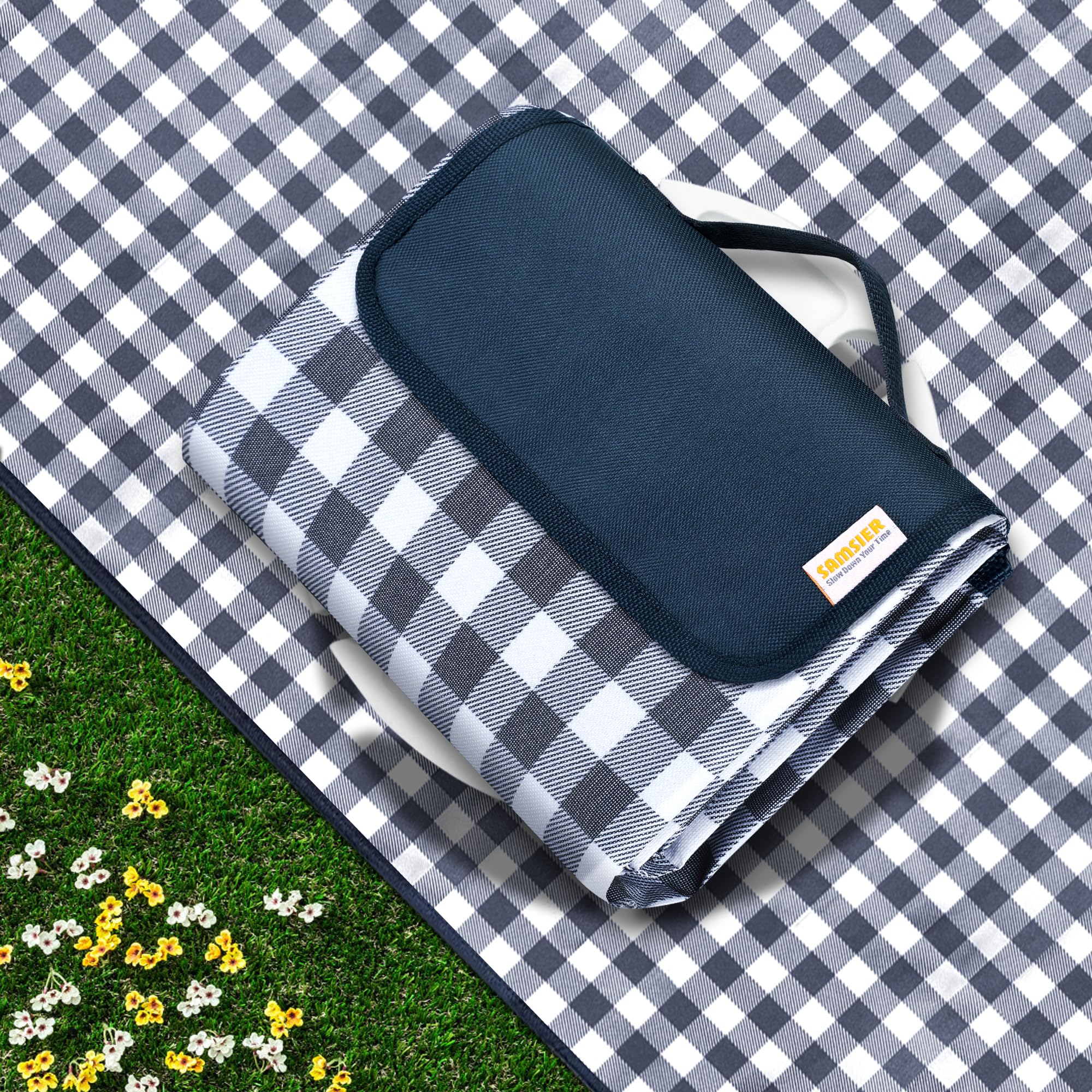 SAMSIER Outdoor Picnic Blankets Waterproof Foldable Sandproof, Extra Large Gingham Cute Picnic Mat Washable Portable for Park Be