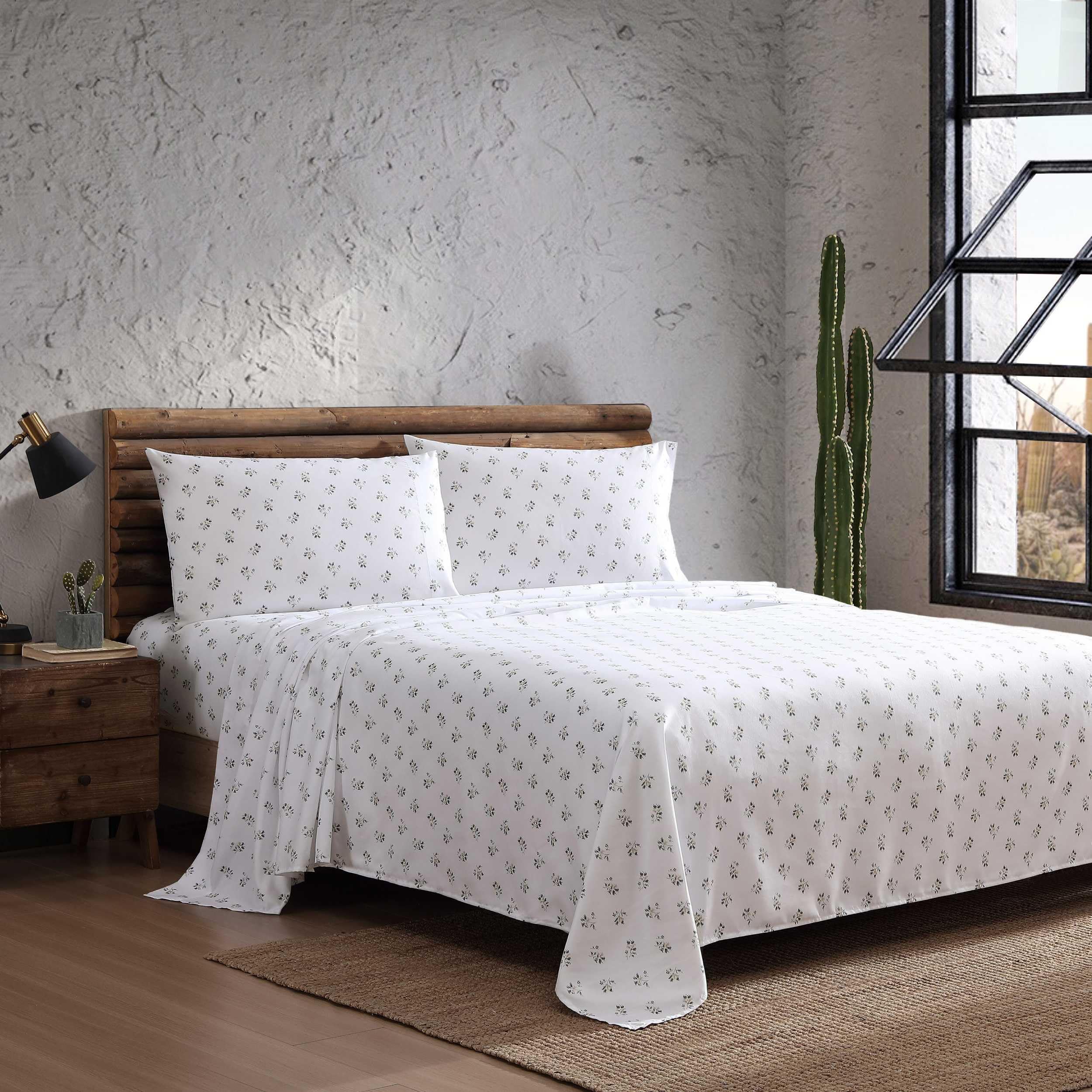 Wrangler - Sheet Set, Breathable & Wrinkle Resistant Bedding, Includes Matching Sham & Pillowcases, Yellowstone Inspired, Floral Luxurious Bedding Set (Sketchy Ditsy Green, King)