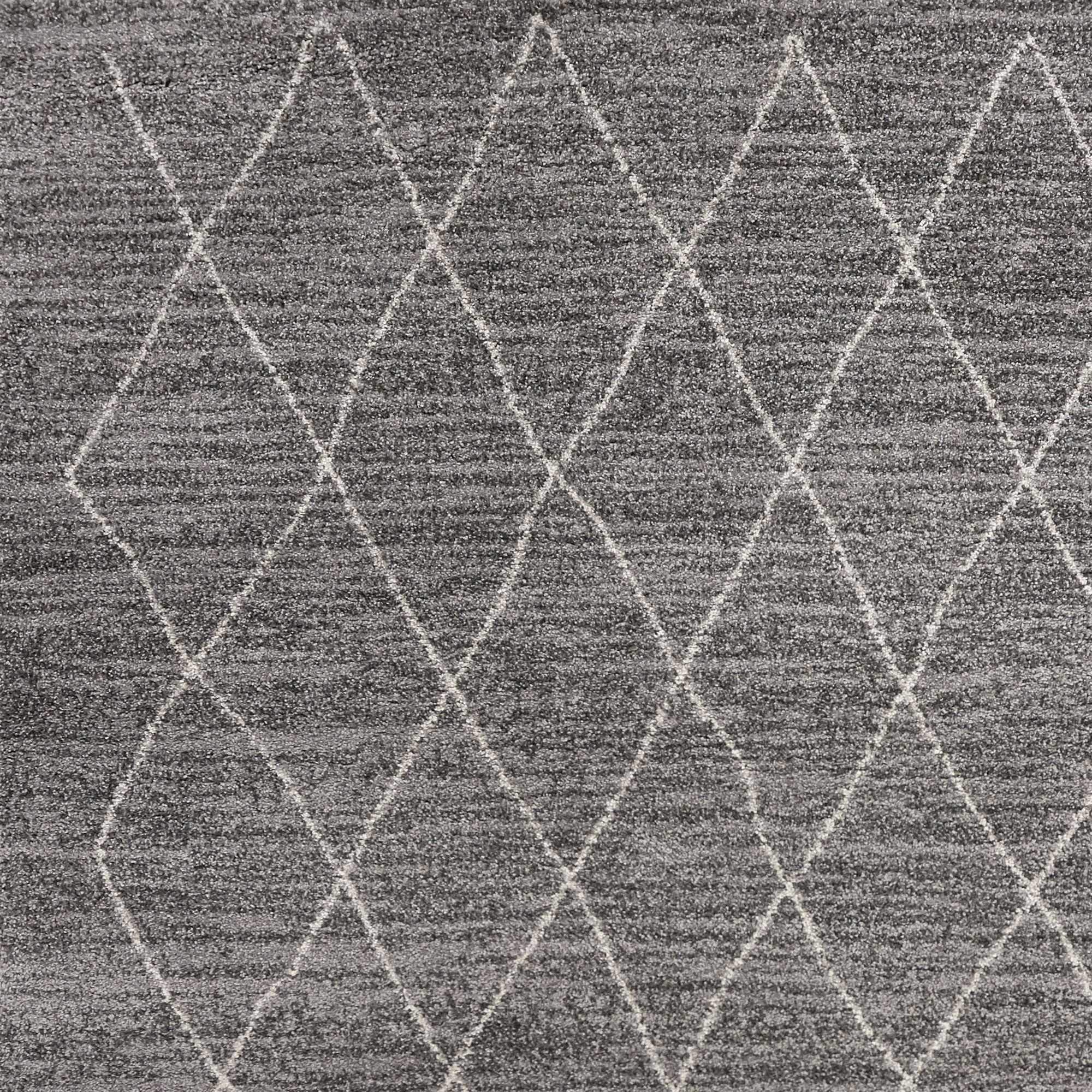 HomeRoots Polypropylene 8'x11' Grey Machine Woven Geometric Indoor Area Rug