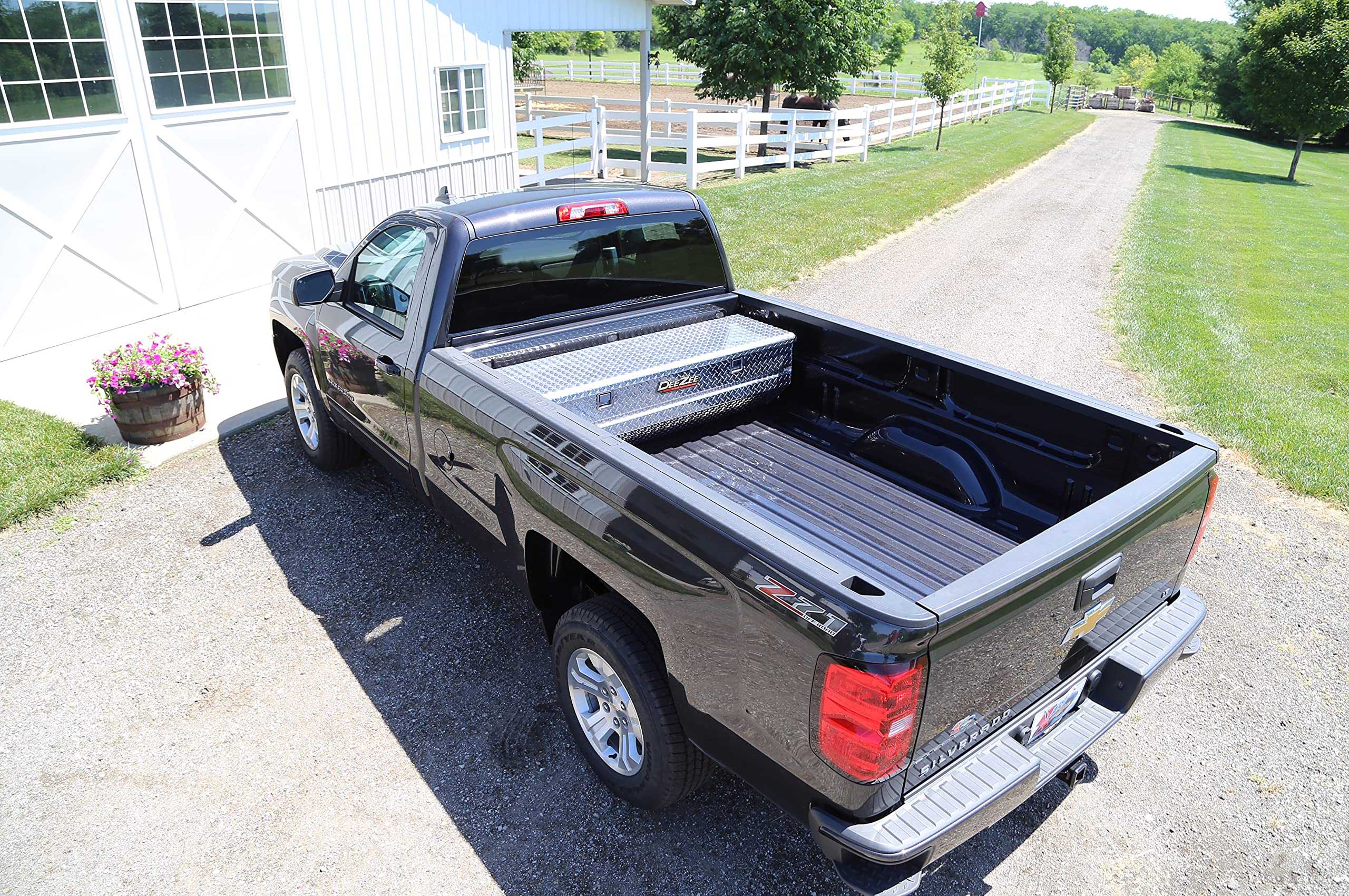 Dee Zee DZ8556 56' Red Label Utility Chest - Slanted Front